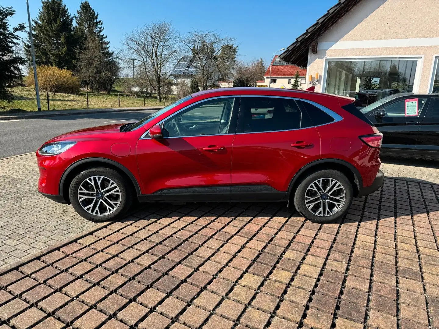 Ford Kuga Plug-In Hybrid Titanium X Benzin Sparbüchse Rot - 2