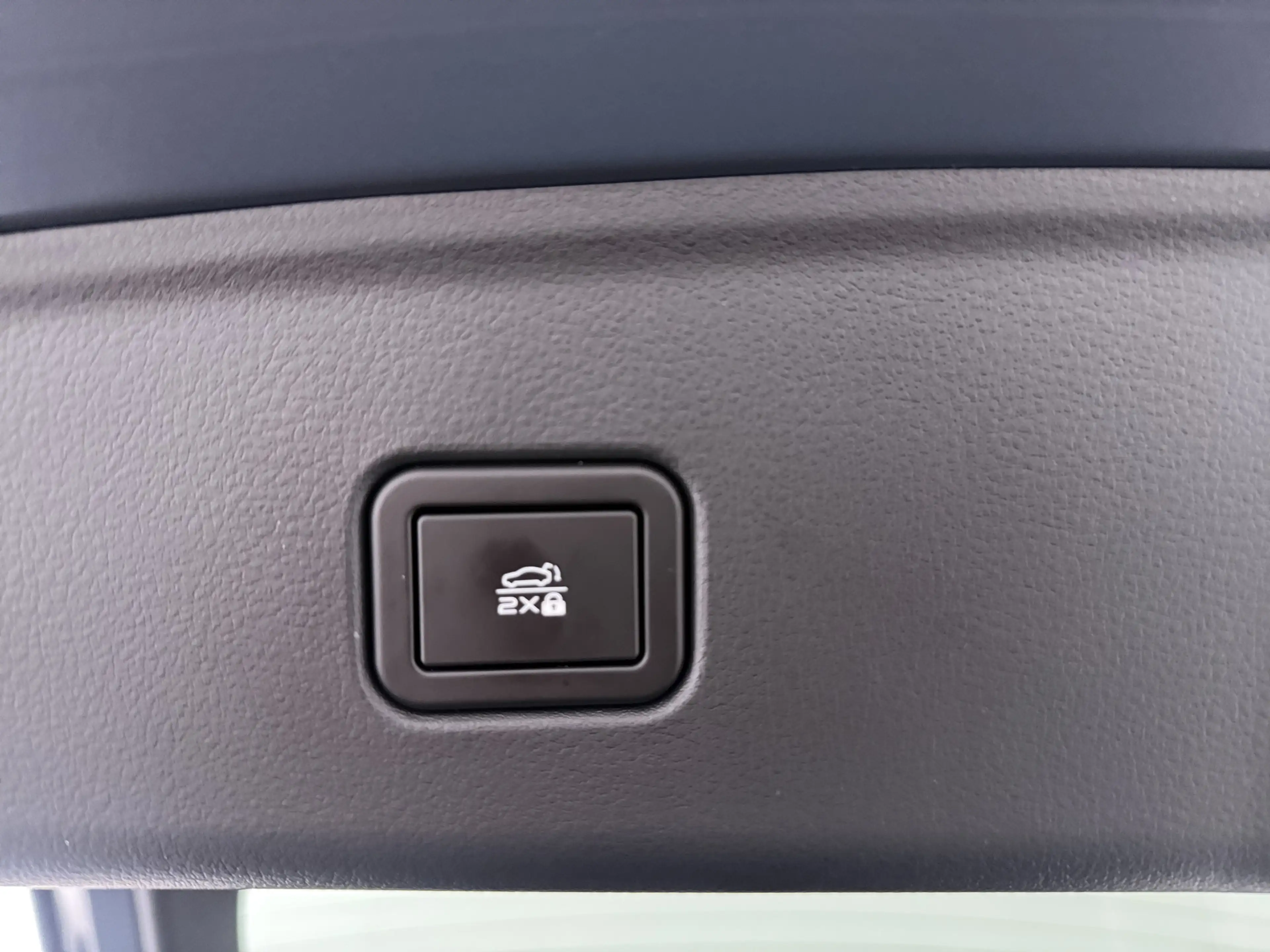 Mazda 6e Takumi Plus Long Range 80 kWh Direct leverbaar | W — photo 12