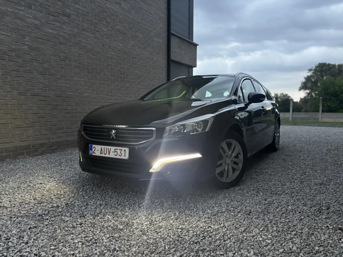 Peugeot 508 SW 1.6 THP Allure S&S Zwart - 1
