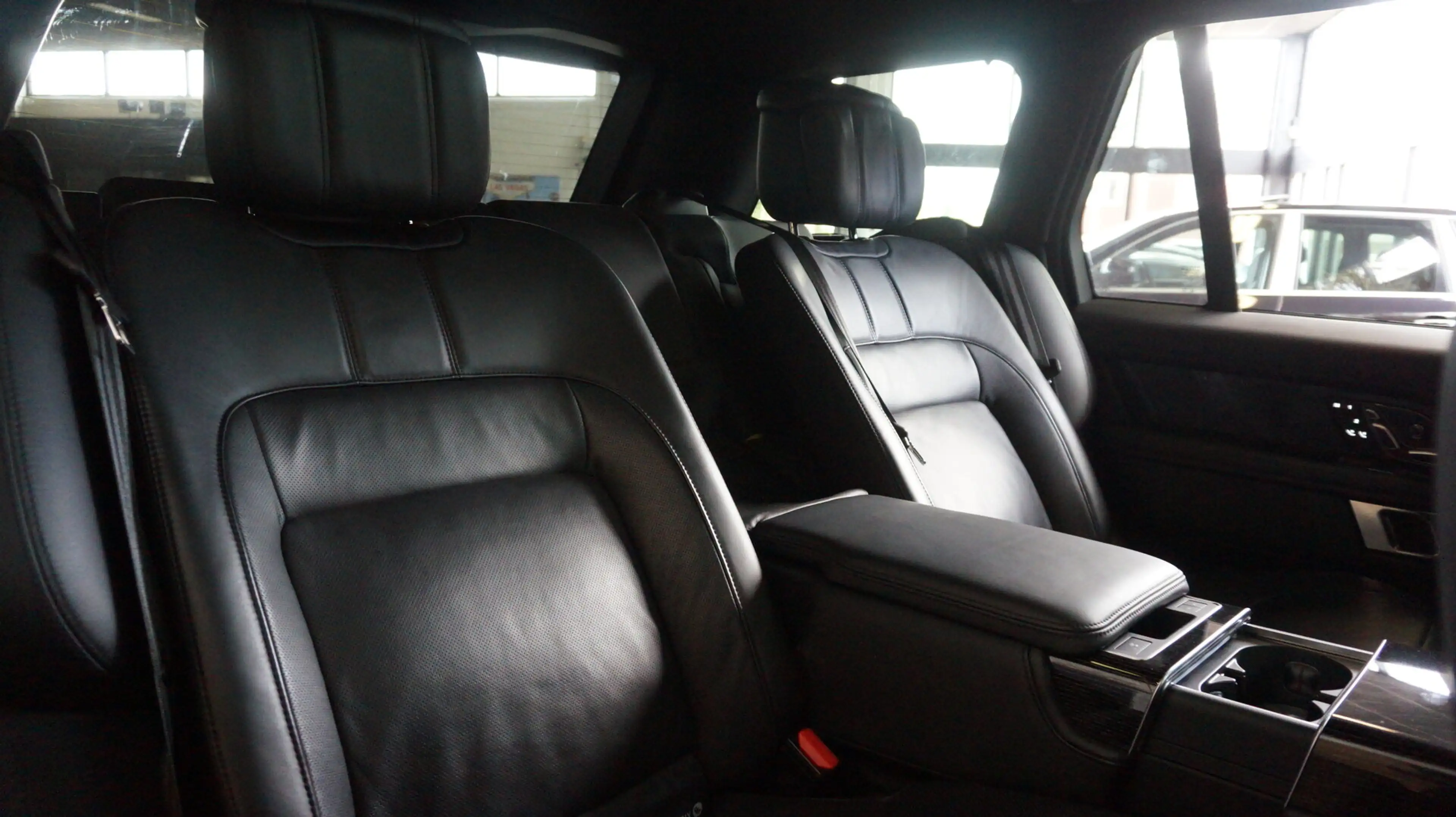 Land Rover Range Rover 2.0 P400e Autobiography | HUD | PANO — photo 12