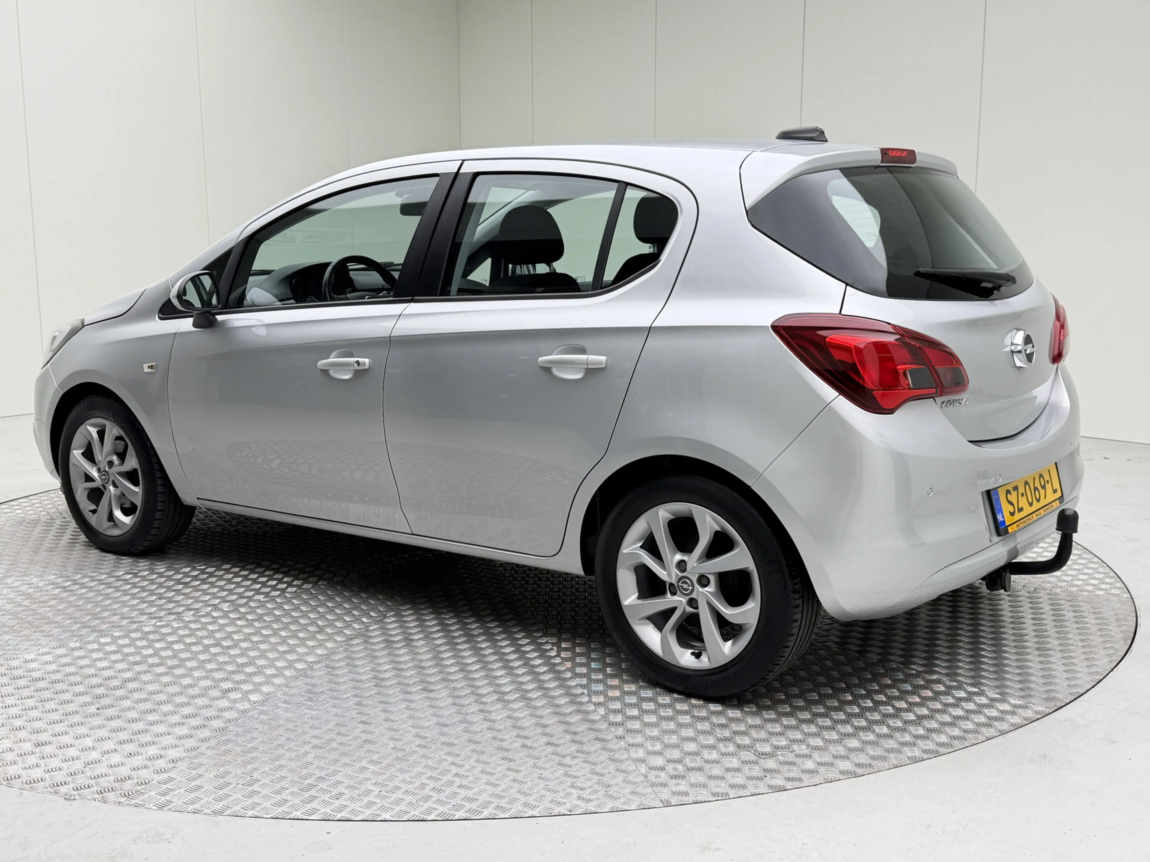 Opel Corsa 1.4 Online Edition | Automaat | Trekhaak | Airco | — photo 3
