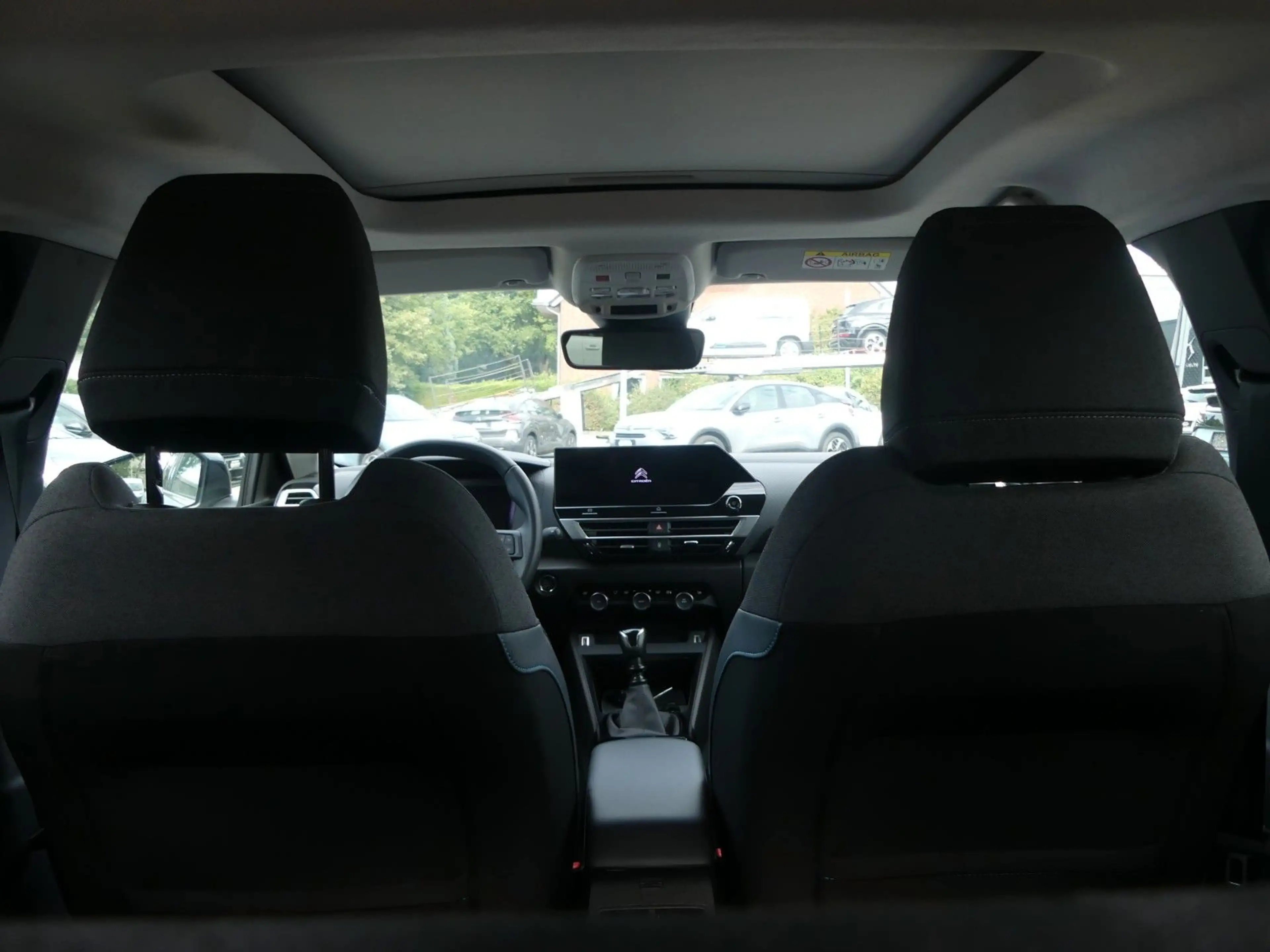 Citroen C4 PureTech 130 S&S EAT8 Shine — photo 10