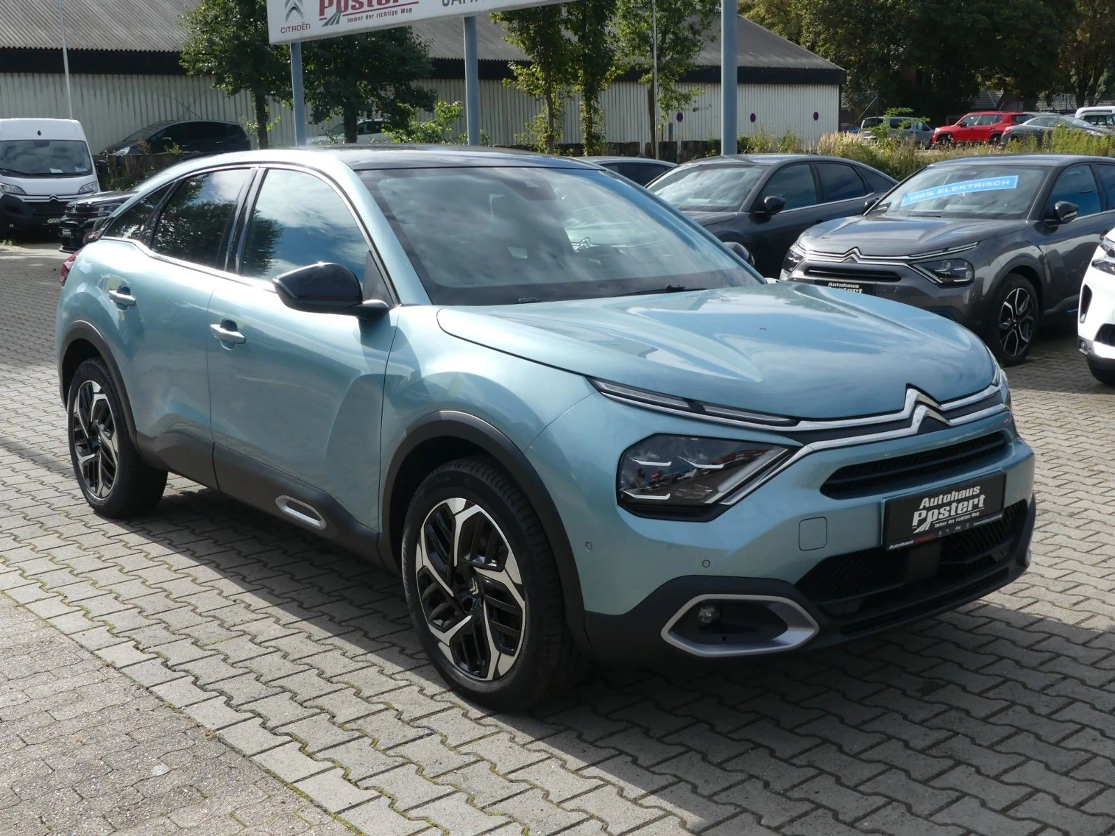 Citroen C4 PureTech 130 S&S EAT8 Shine — photo 3