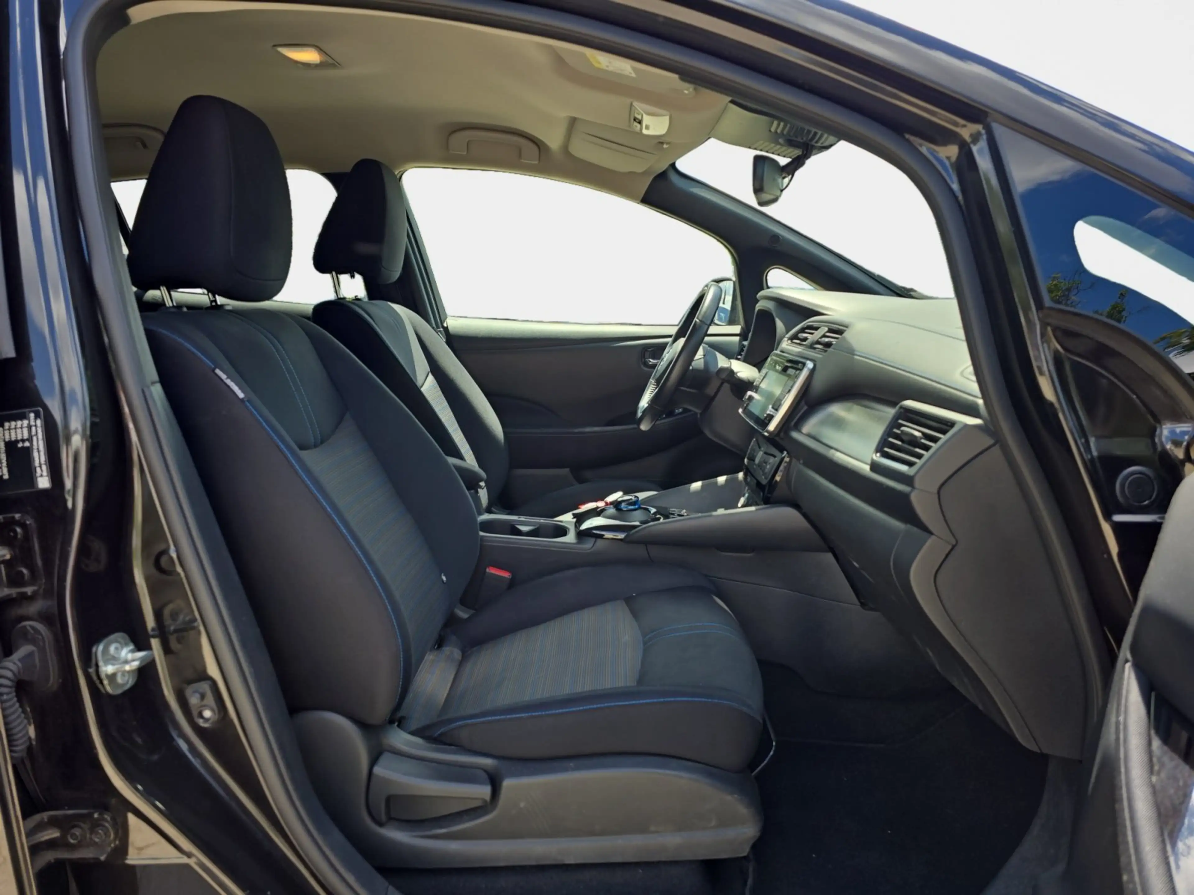 Nissan Leaf 2.Zero Edition — photo 15