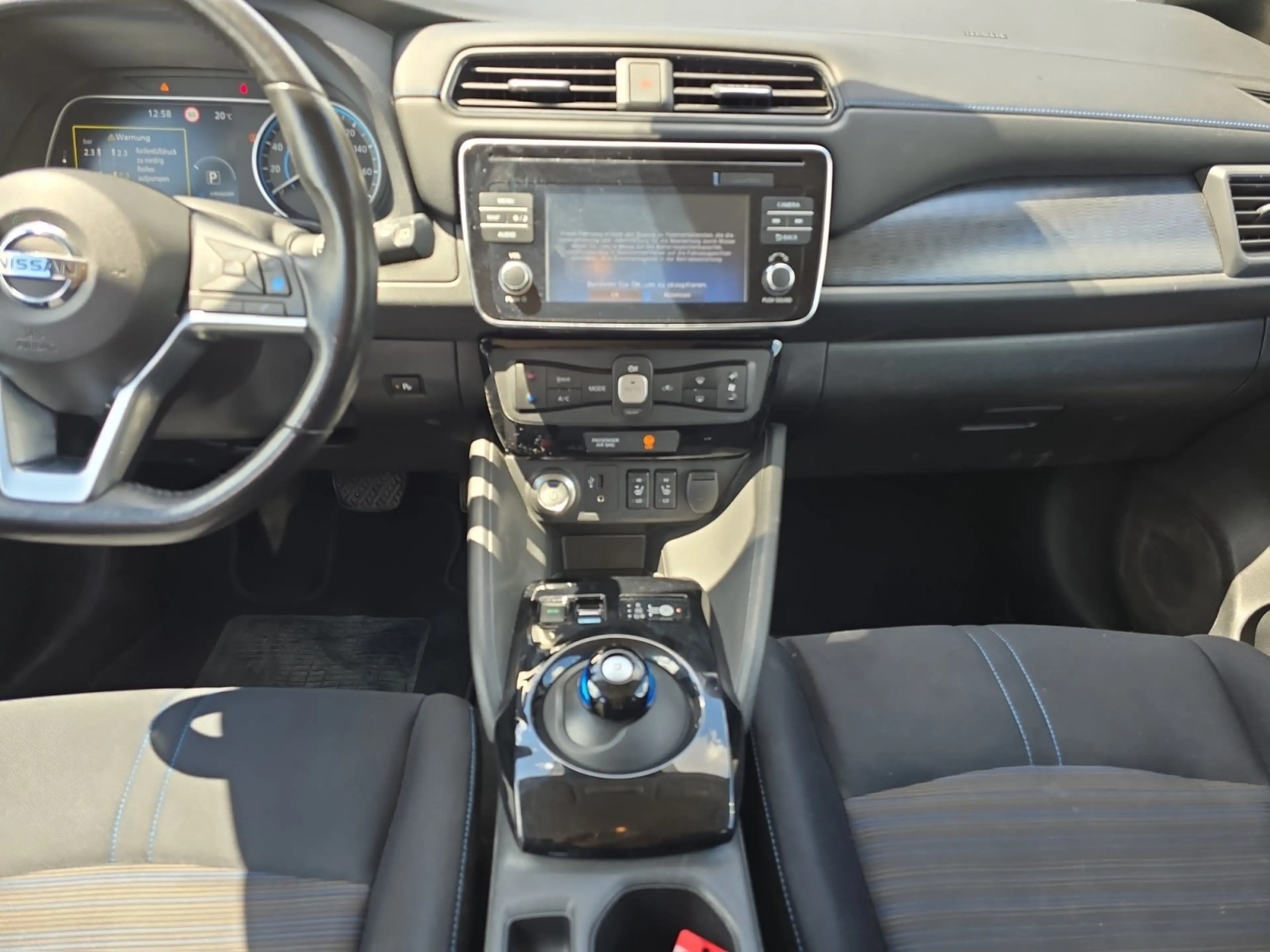Nissan Leaf 2.Zero Edition — photo 12