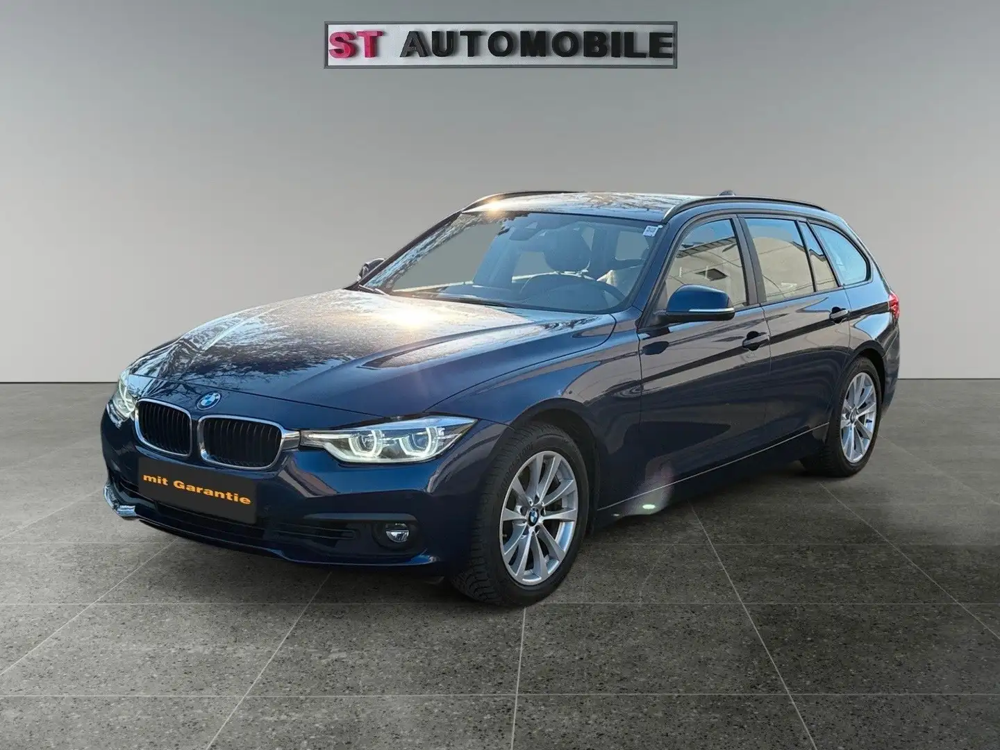 BMW 330 Baureihe 3 Touring 330 d xDrive-Automatik-Navi Blau - 1
