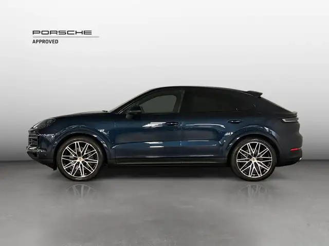 Porsche Cayenne view 2