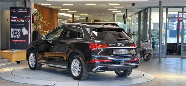 Audi Q5 view 6