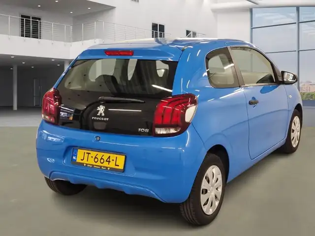 Peugeot 108 view 3