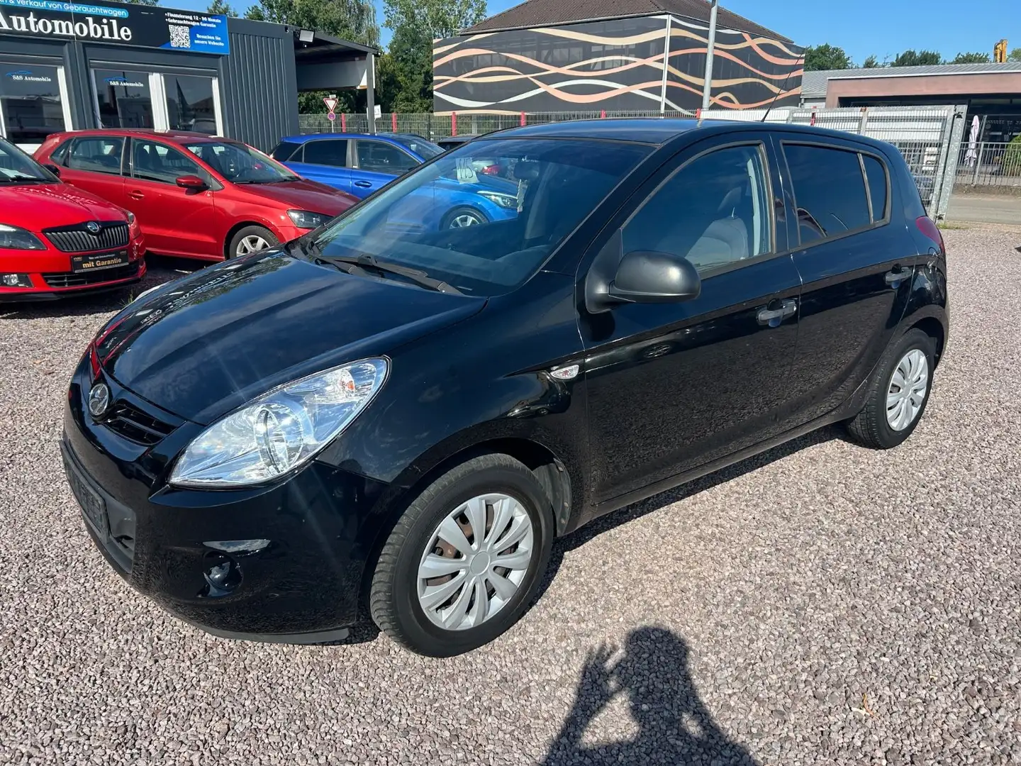Hyundai i20 1.25 Comfort *Klima*USB*TÜV Neu* Schwarz - 1