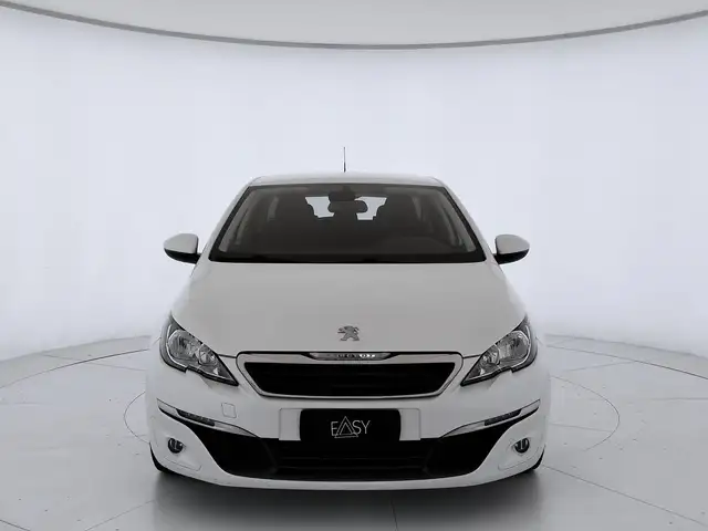 Peugeot 308 view 3
