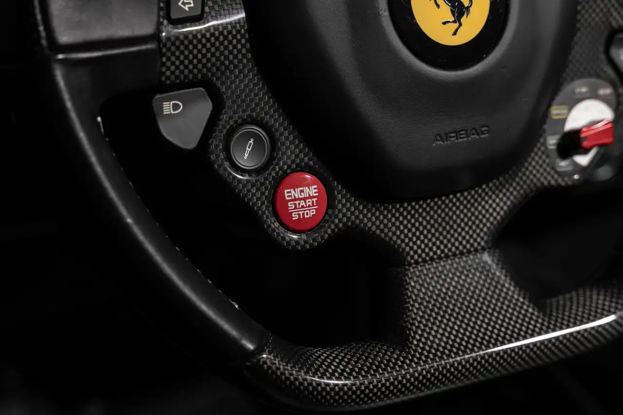 Ferrari 488 снимка Ferrari 488