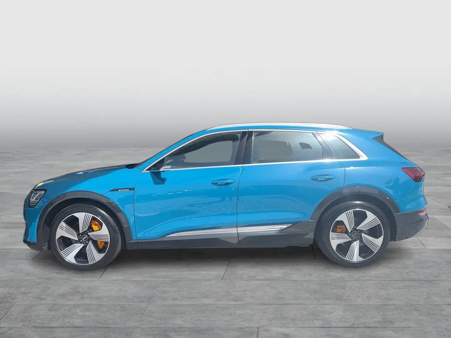 Audi e-tron 55 quattro advanced Blau - 2