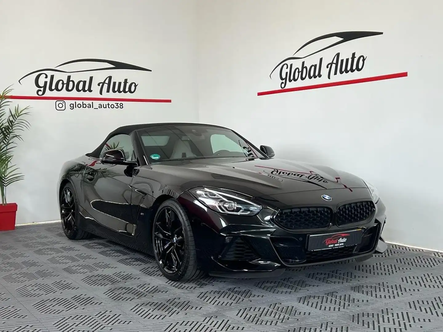 BMW Z4 M Z4 M40i 340 ch BVA8 M Performance Schwarz - 2