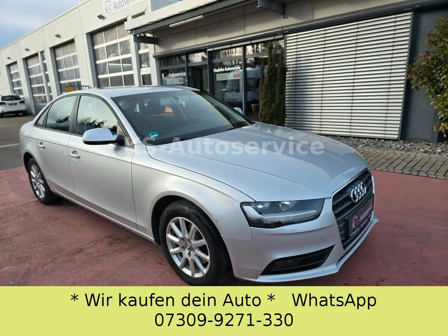 Audi A4 Lim. Attraction 1.Hand Silber - 1
