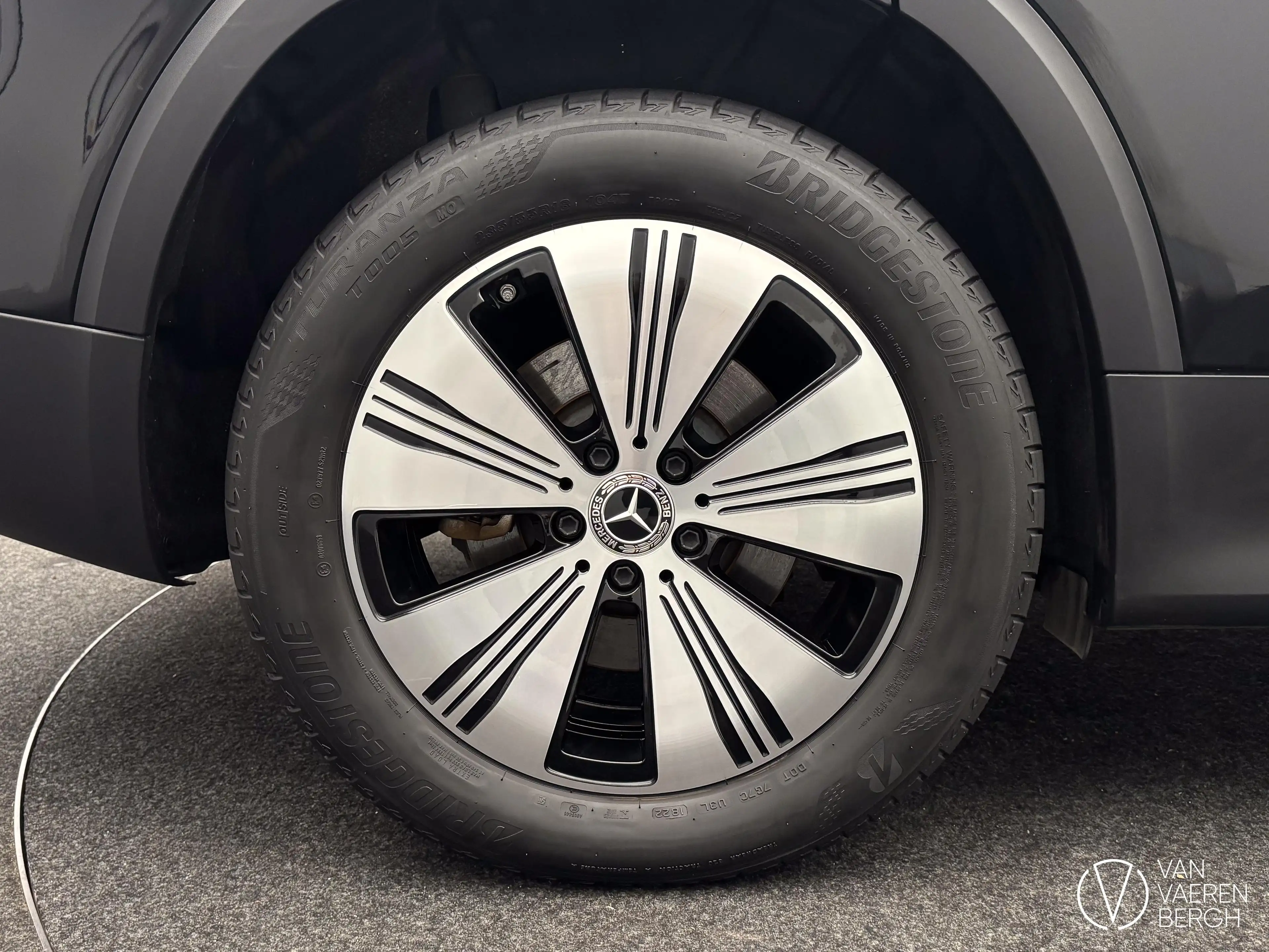 Mercedes-Benz EQB 350 350 4MATIC — photo 9