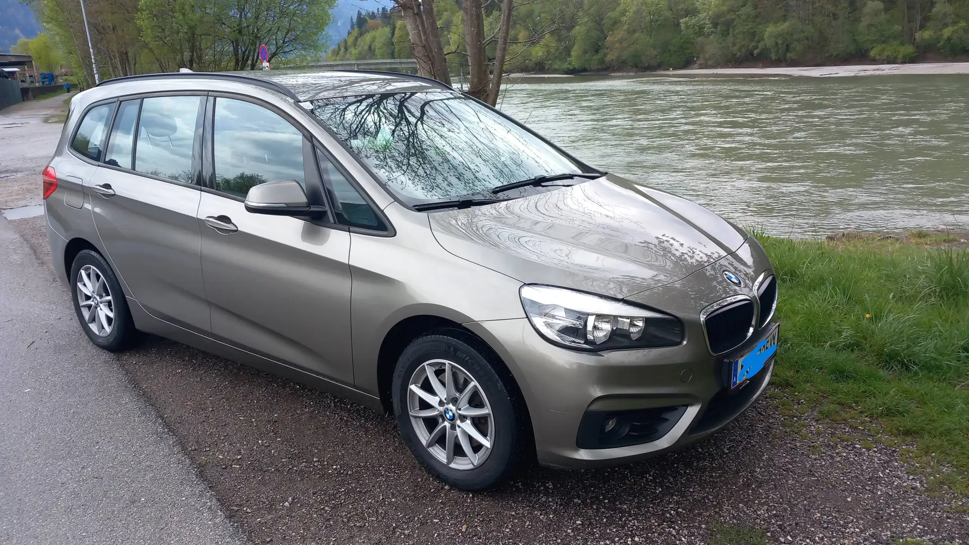 BMW 218 218d Gran Tourer Bronze - 1