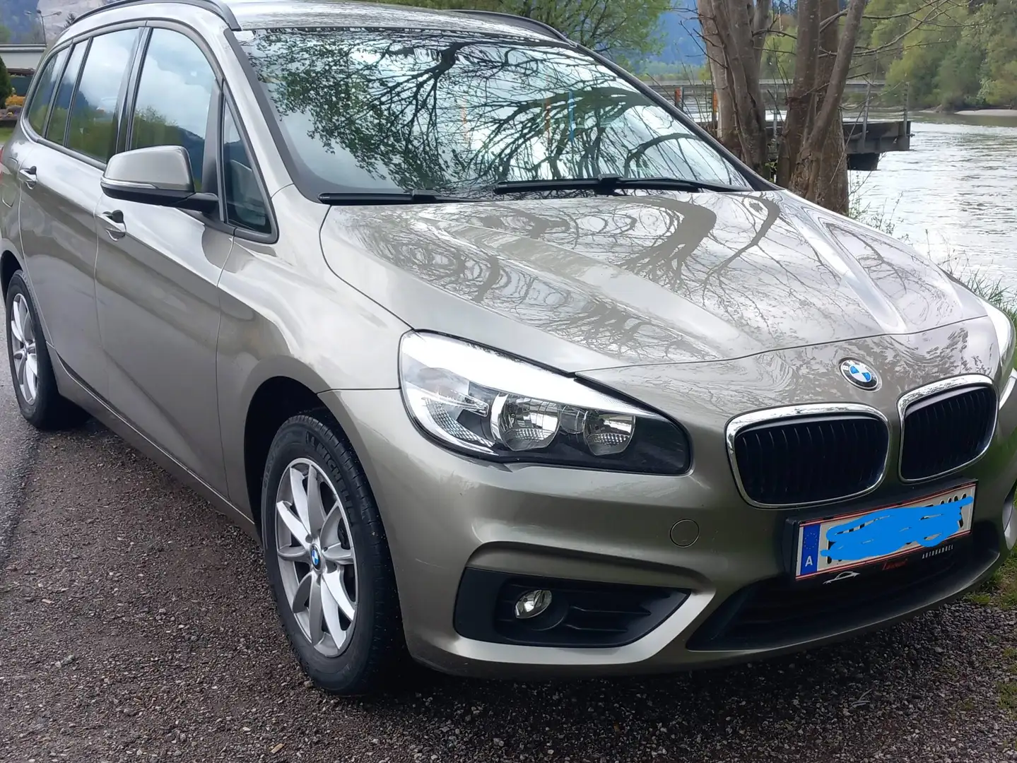 BMW 218 218d Gran Tourer Bronze - 2