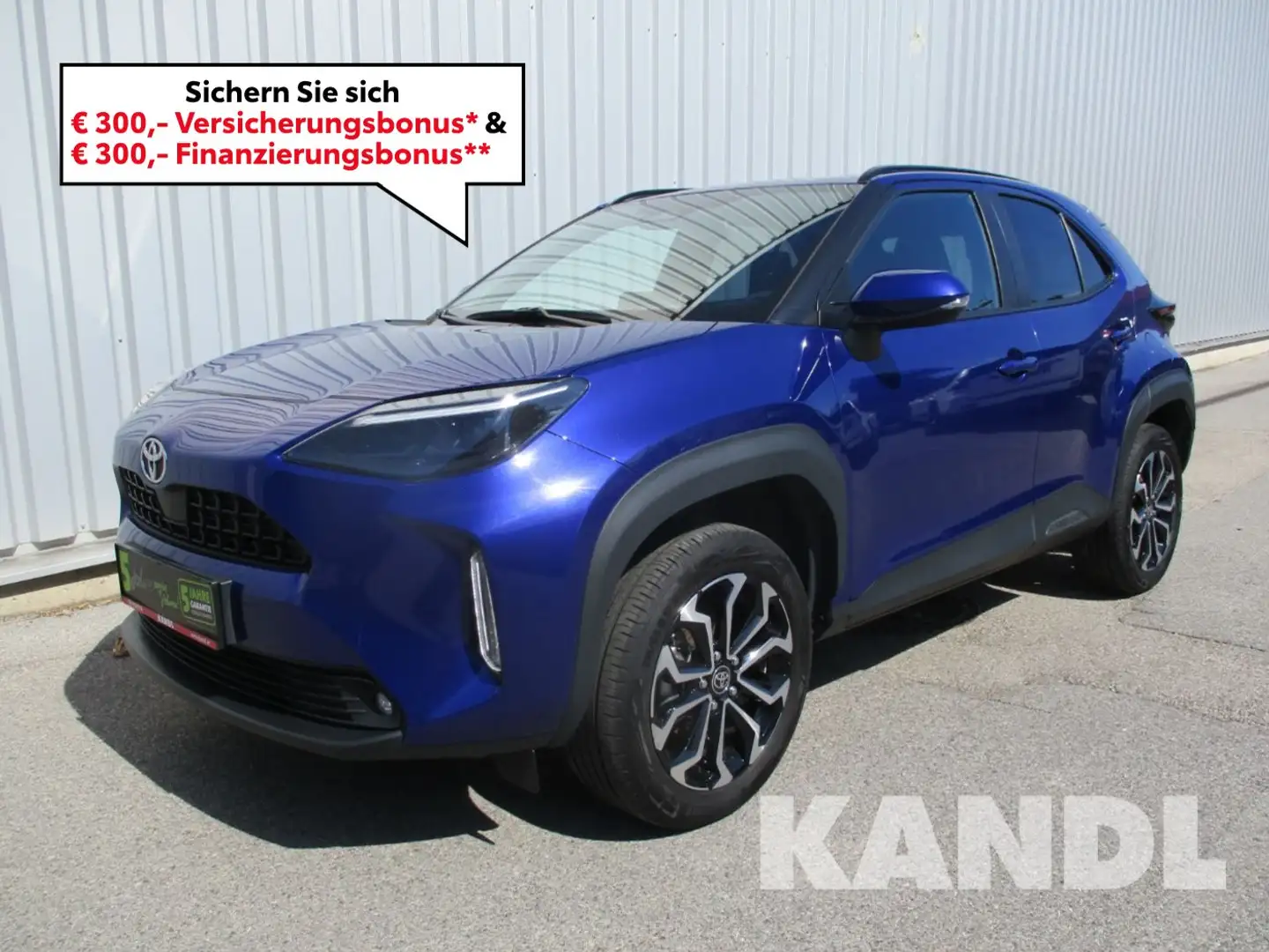 Toyota Yaris Cross 1.5 VVT-i Hybrid Active Drive Aut. Blau - 1