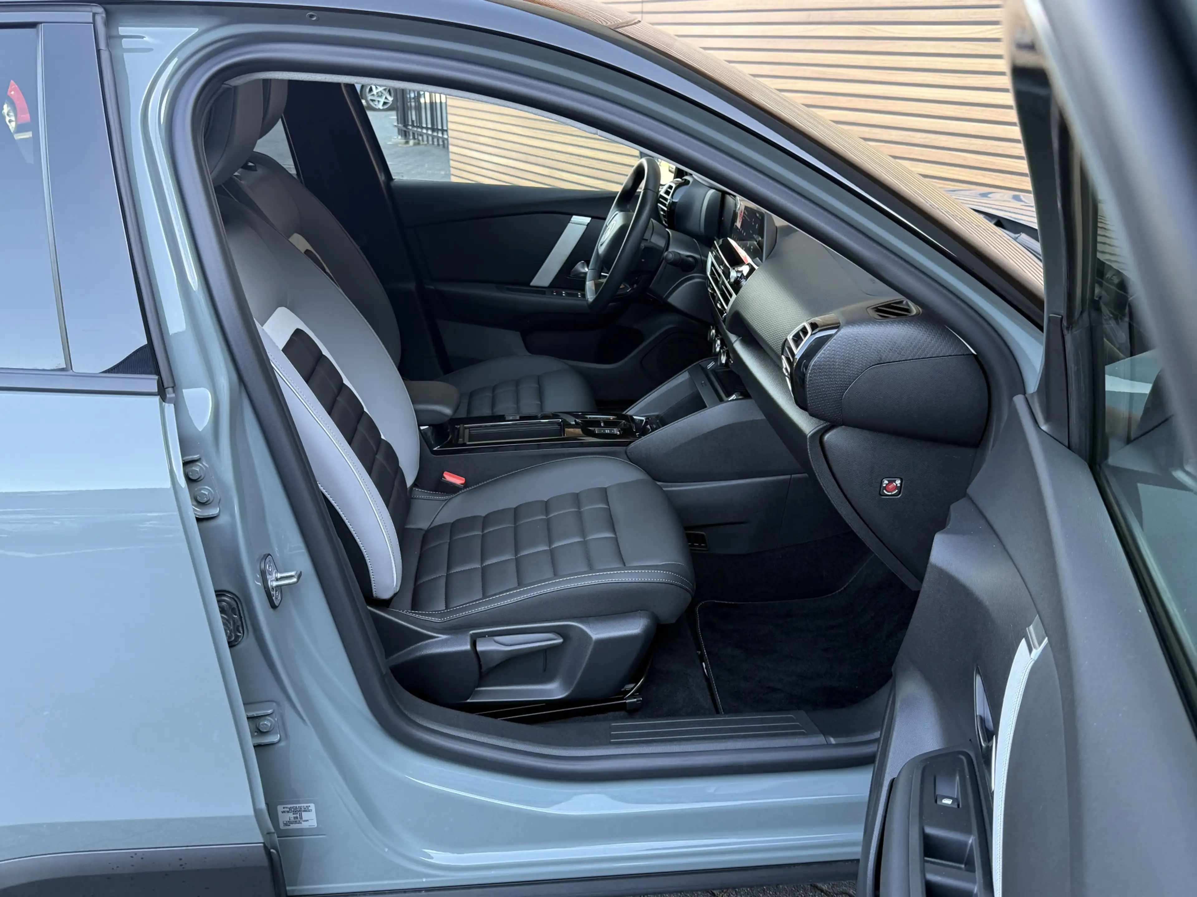 Citroen E-C4 Electric Max 156pk Extended range 54 kWh Navi / Carplay/ HU — photo 45