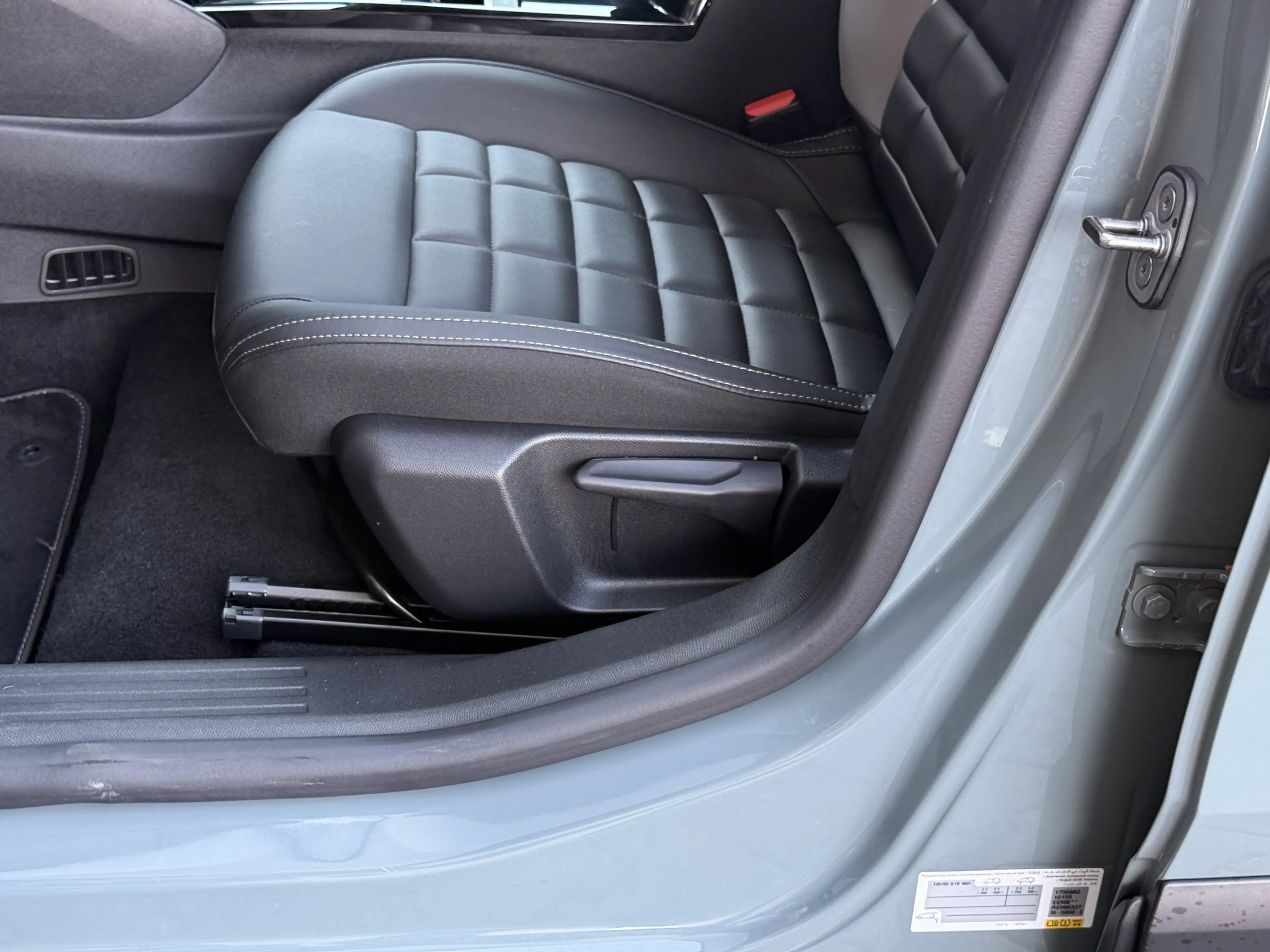 Citroen E-C4 Electric Max 156pk Extended range 54 kWh Navi / Carplay/ HU — photo 40