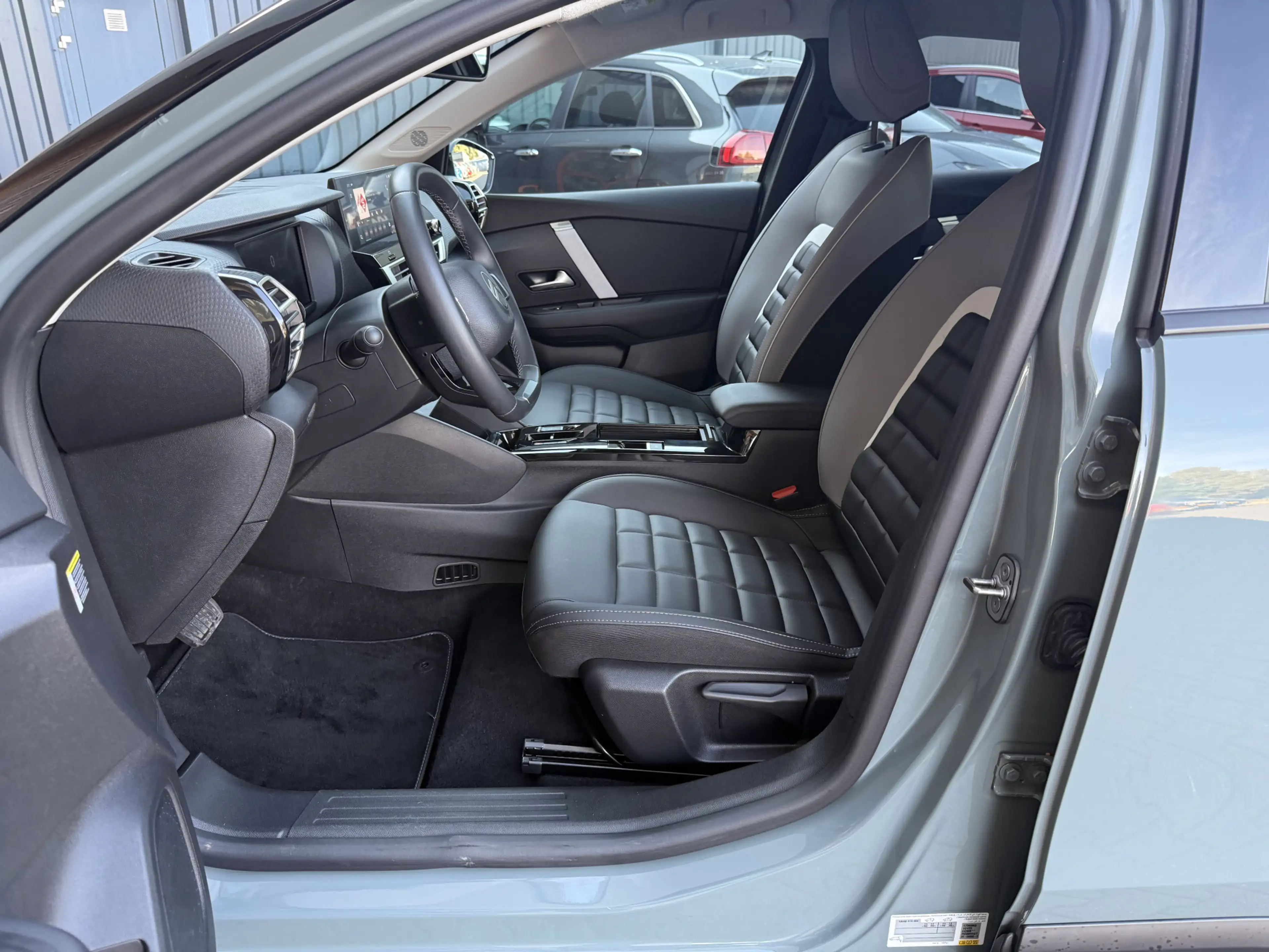 Citroen E-C4 Electric Max 156pk Extended range 54 kWh Navi / Carplay/ HU — photo 41