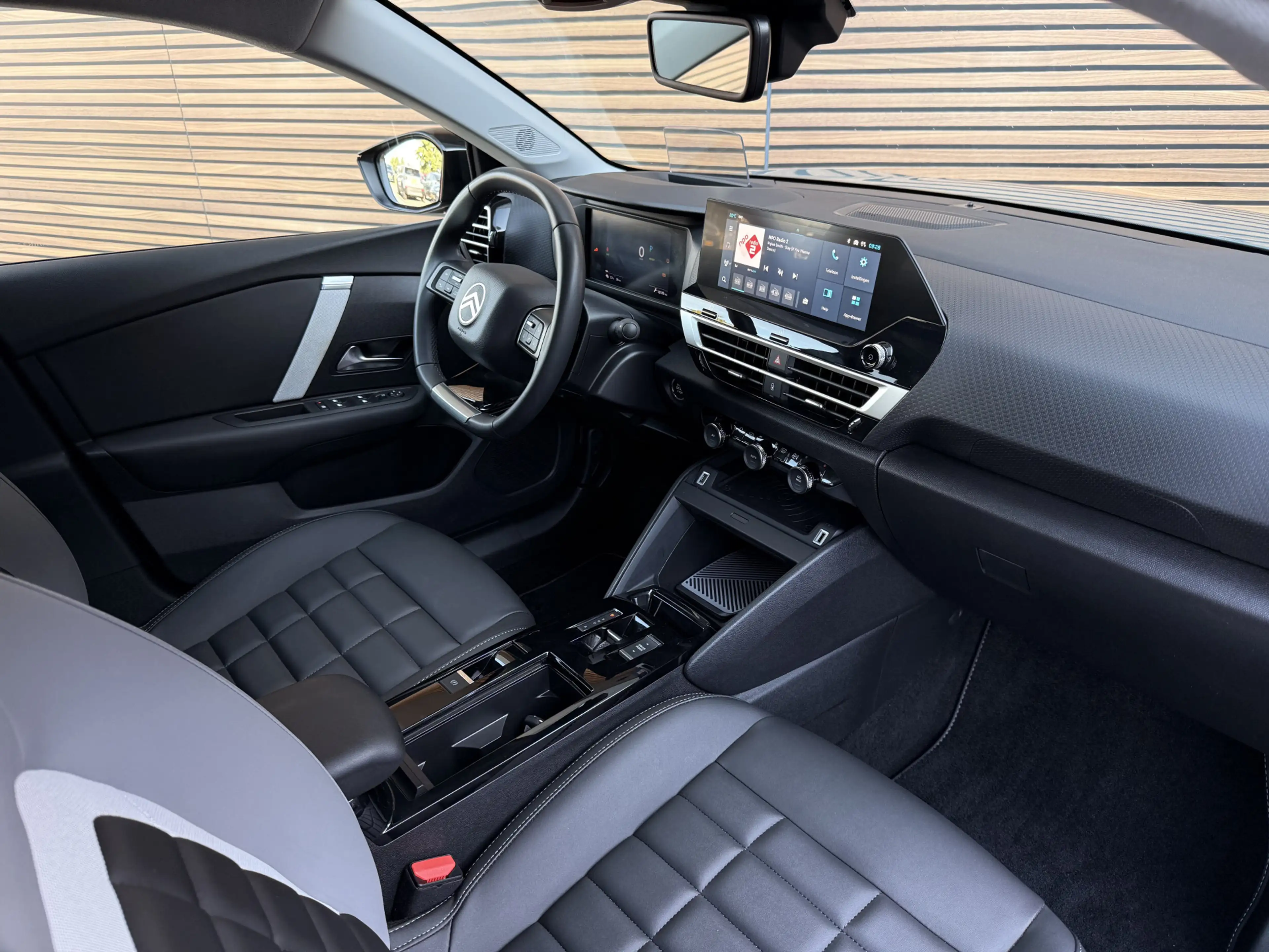 Citroen E-C4 Electric Max 156pk Extended range 54 kWh Navi / Carplay/ HU — photo 4