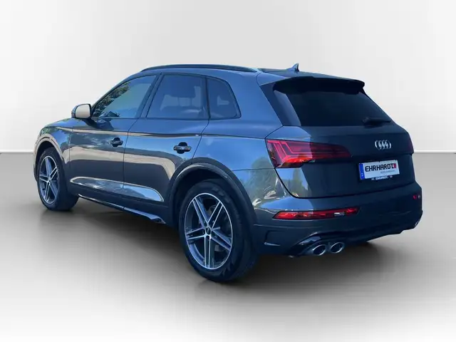 Audi SQ5 view 9