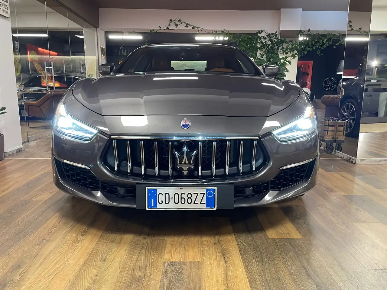 Maserati Ghibli 2021