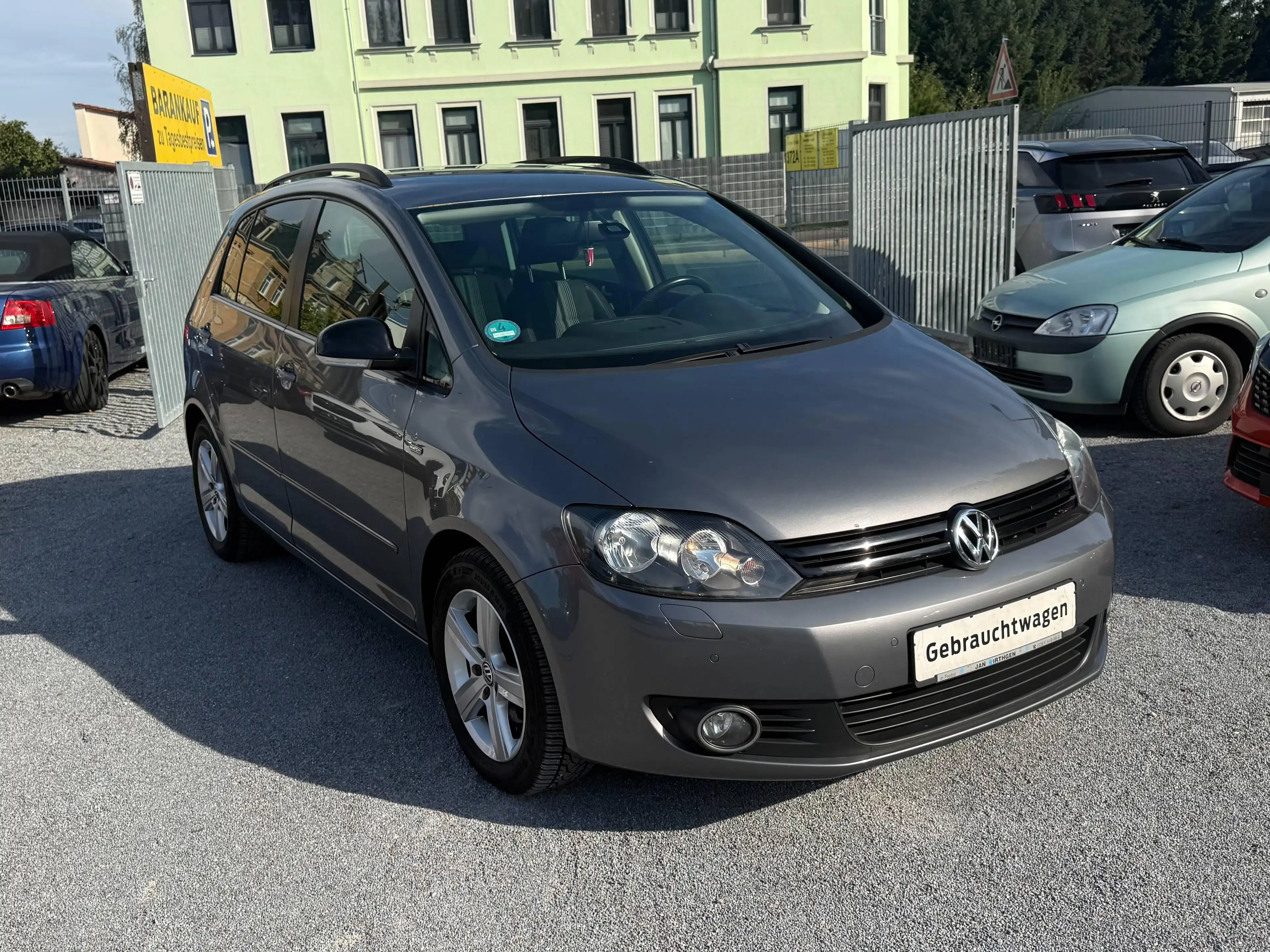 Volkswagen Golf Plus Match KLIMAAUTOMATIK SITZHEIZUNG ALUFELGEN EPH TÜV NEU — photo 2