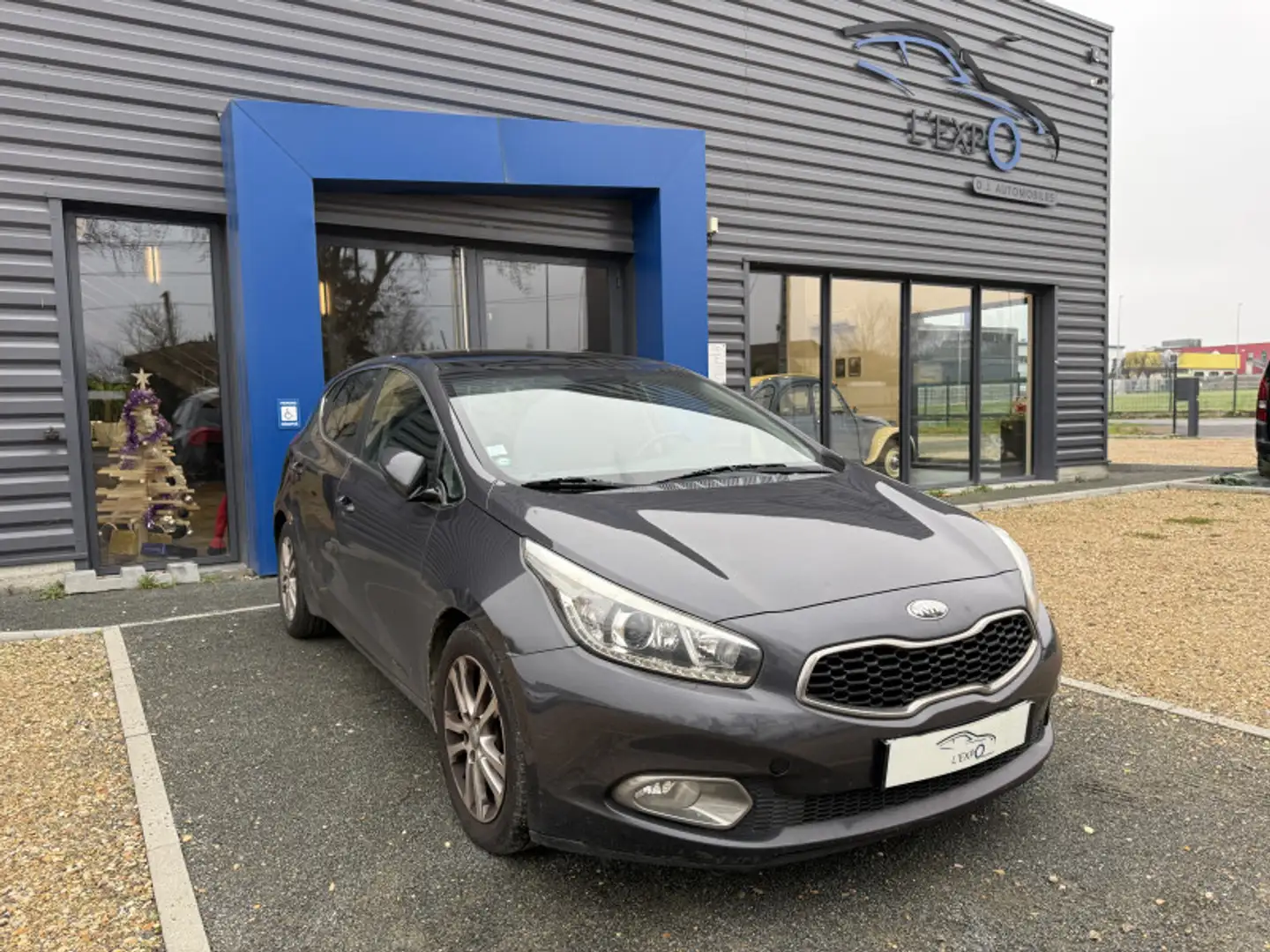 Kia Ceed / cee'd 1.6 CRDI 128CH ACTIVE Gris - 1