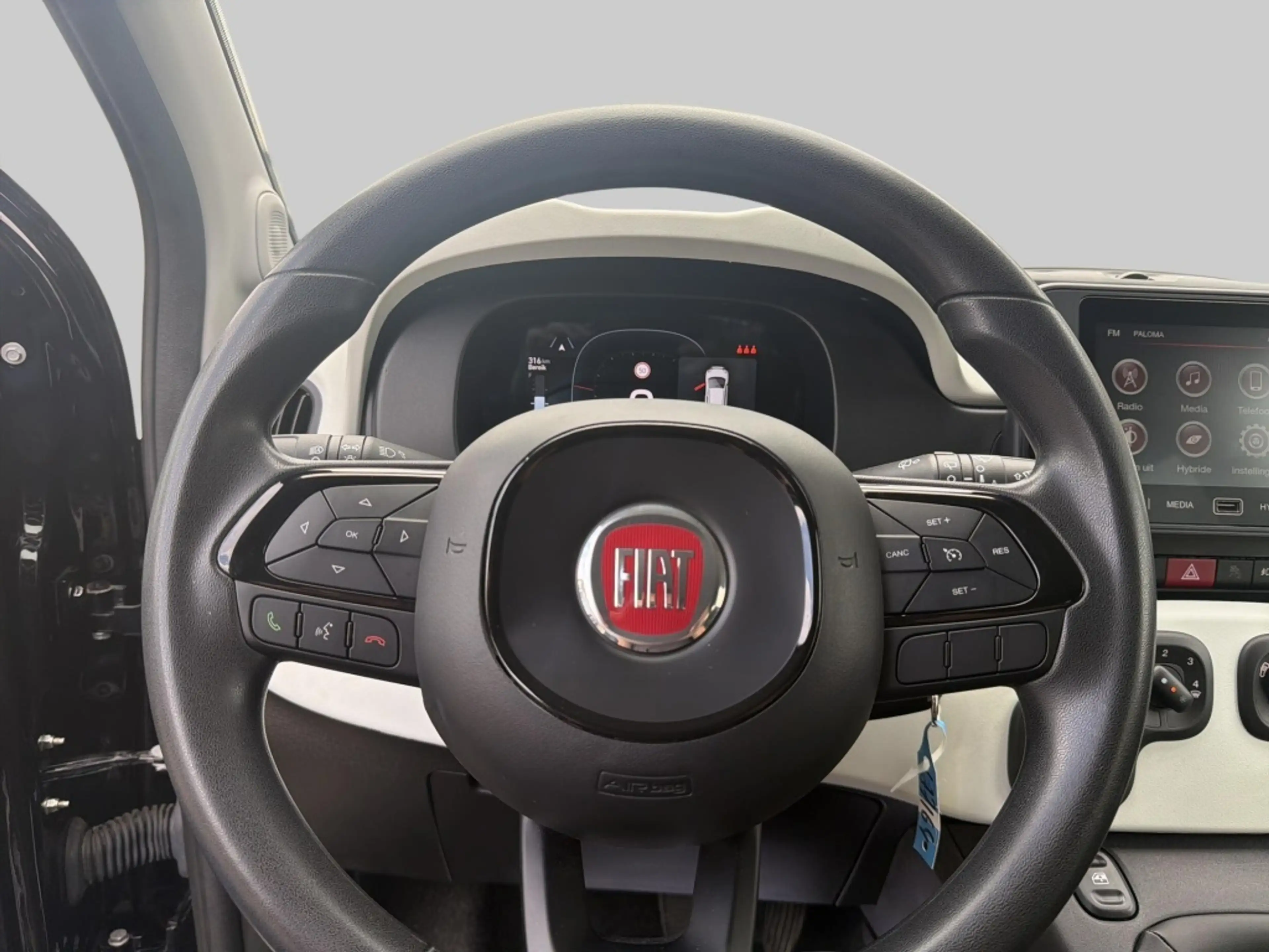Fiat Panda Pandina 1.0 Hybrid Cross | Android Auto | Parkeers — photo 12