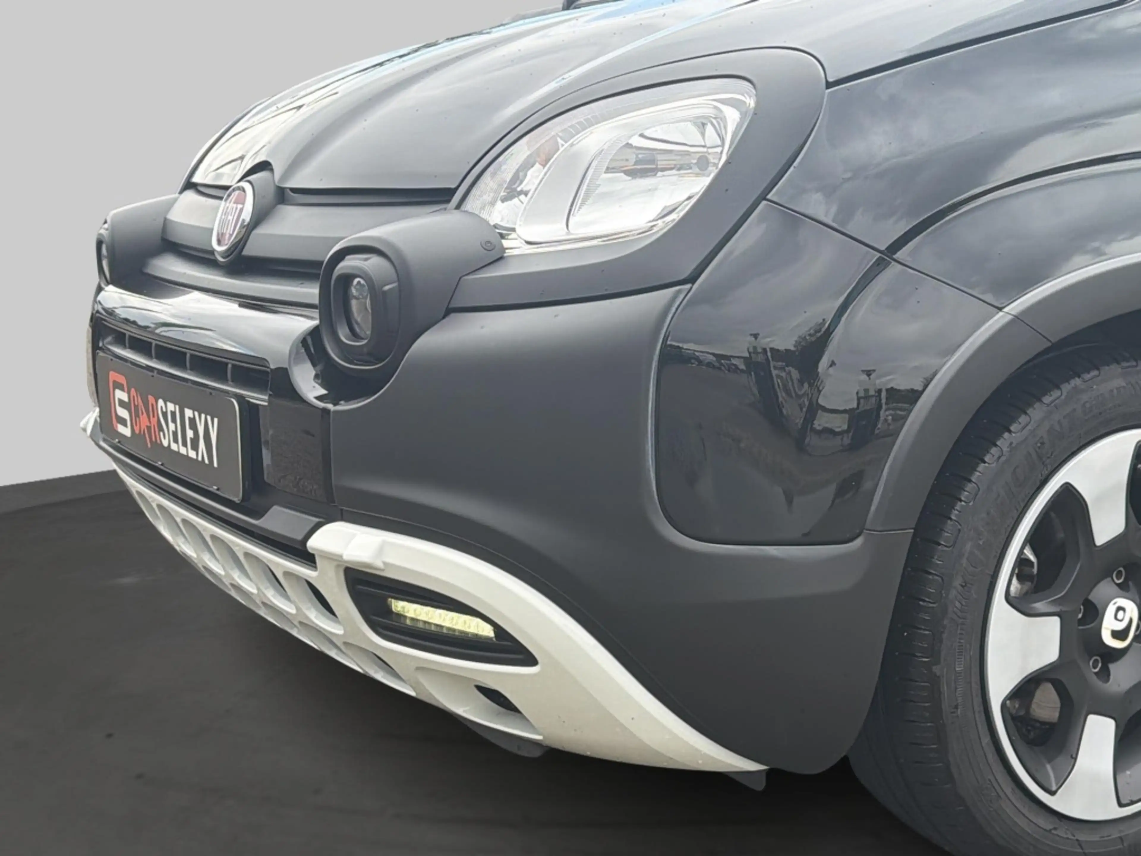 Fiat Panda Pandina 1.0 Hybrid Cross | Android Auto | Parkeers — photo 32