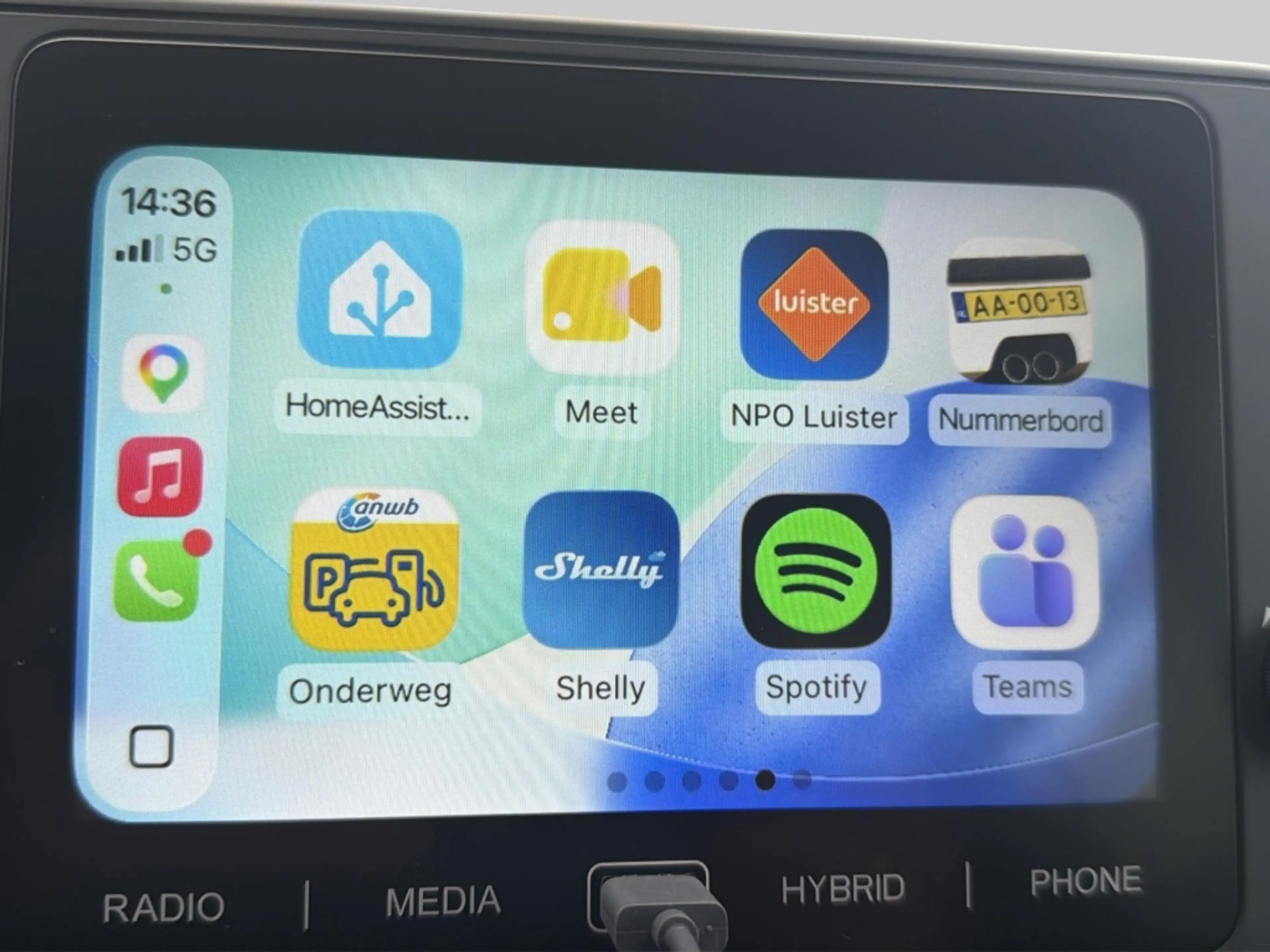 Fiat Panda Pandina 1.0 Hybrid Cross | Android Auto | Parkeers — photo 21