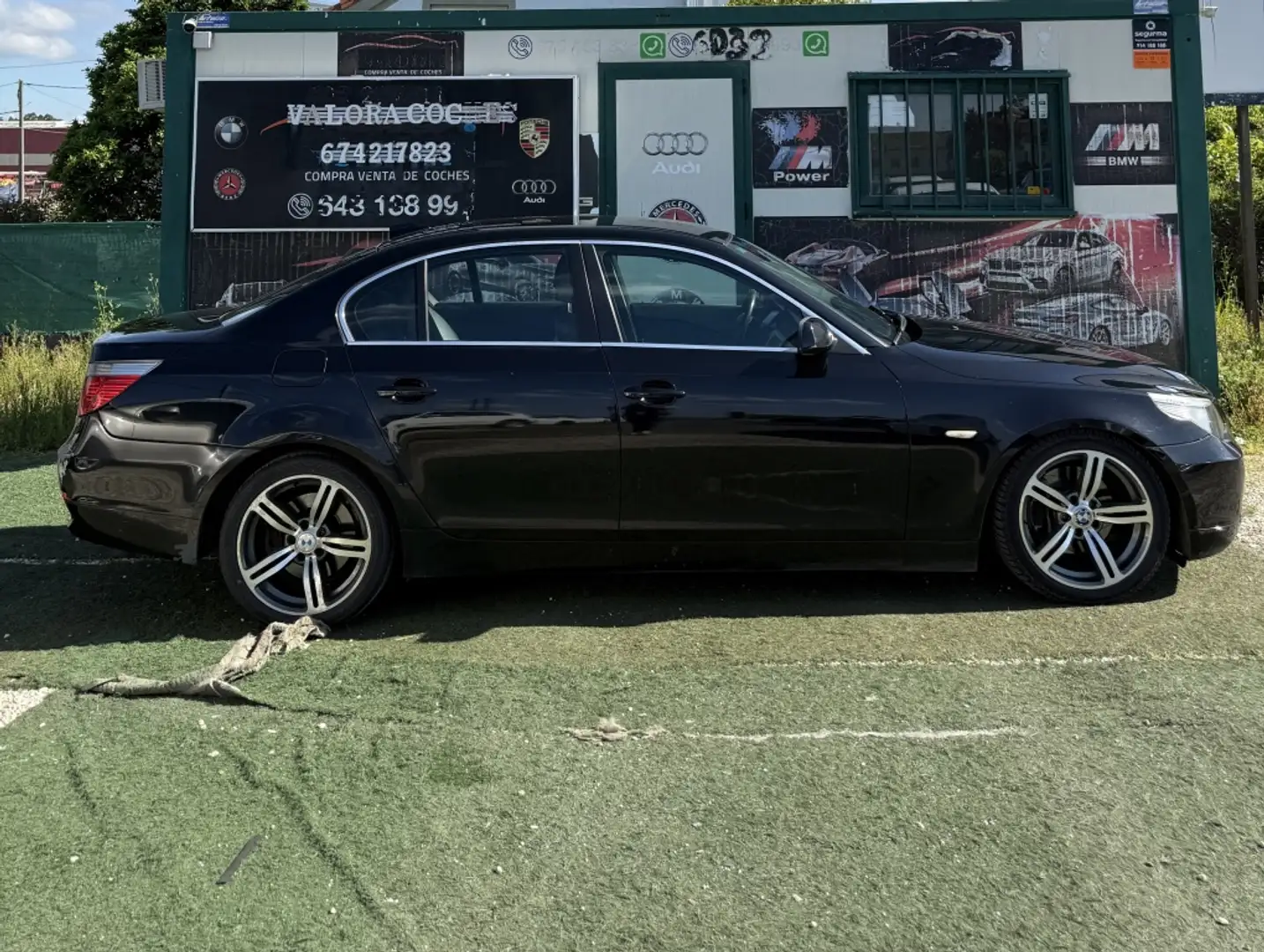 BMW 520 Berlina Automático de 4 Puertas - 2