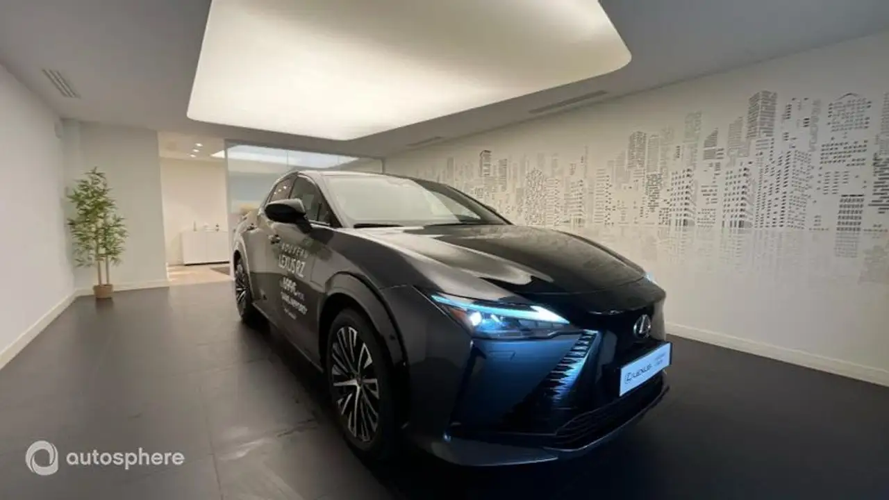 Lexus RZ 2026
