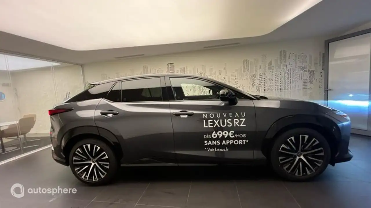 Lexus RZ 2026
