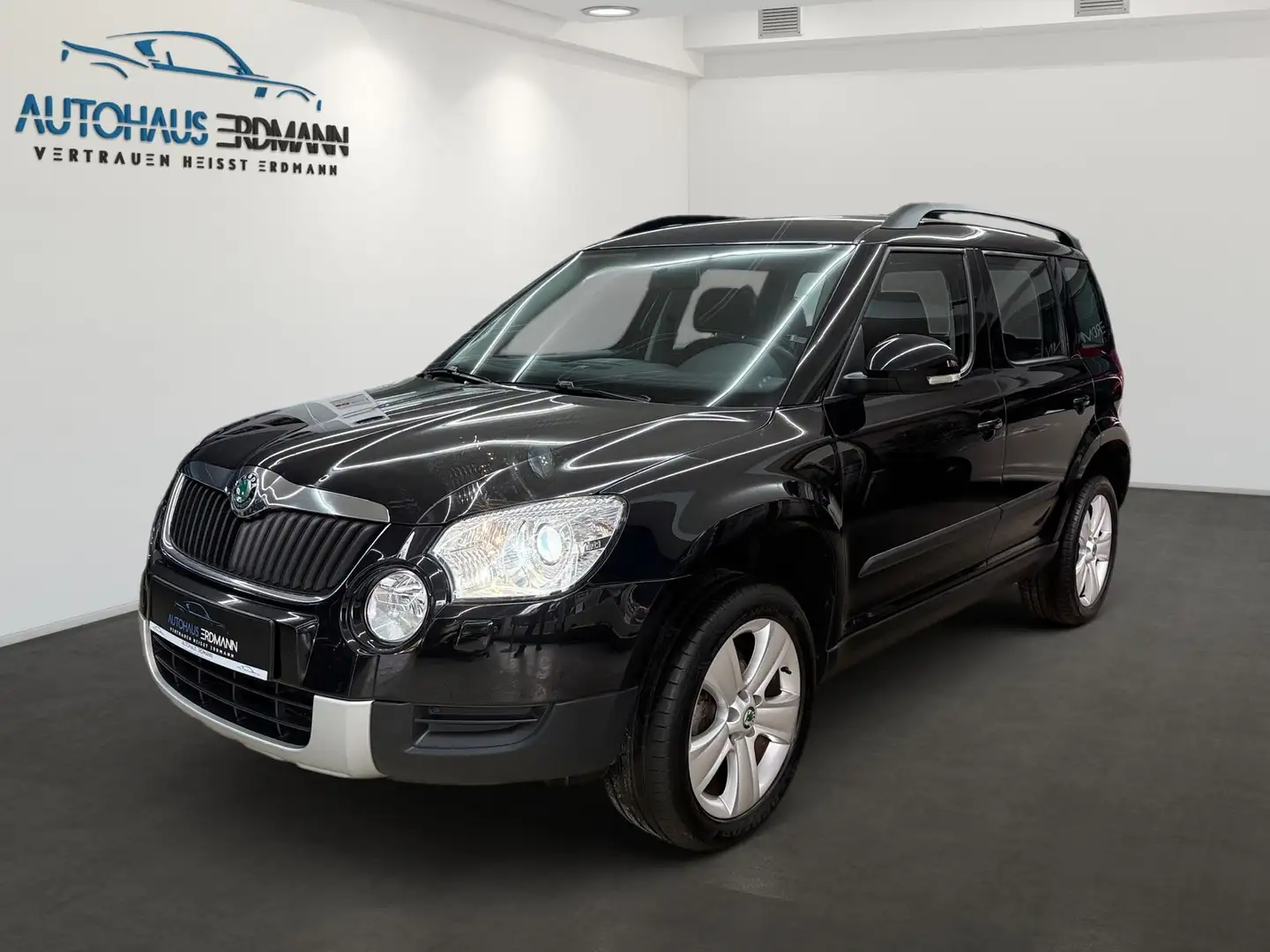 Skoda Yeti Elegance 4x4-2,0 TDI*Autom*Navi*Bi-Xenon* Schwarz - 1