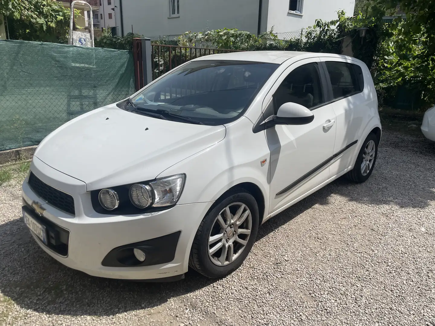 Chevrolet Aveo 1.4Benzina Automatico Fehér - 1
