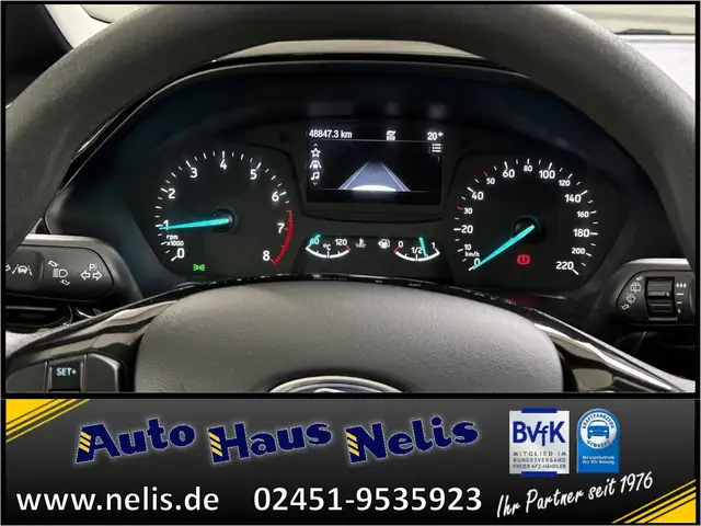 Ford Fiesta view 12