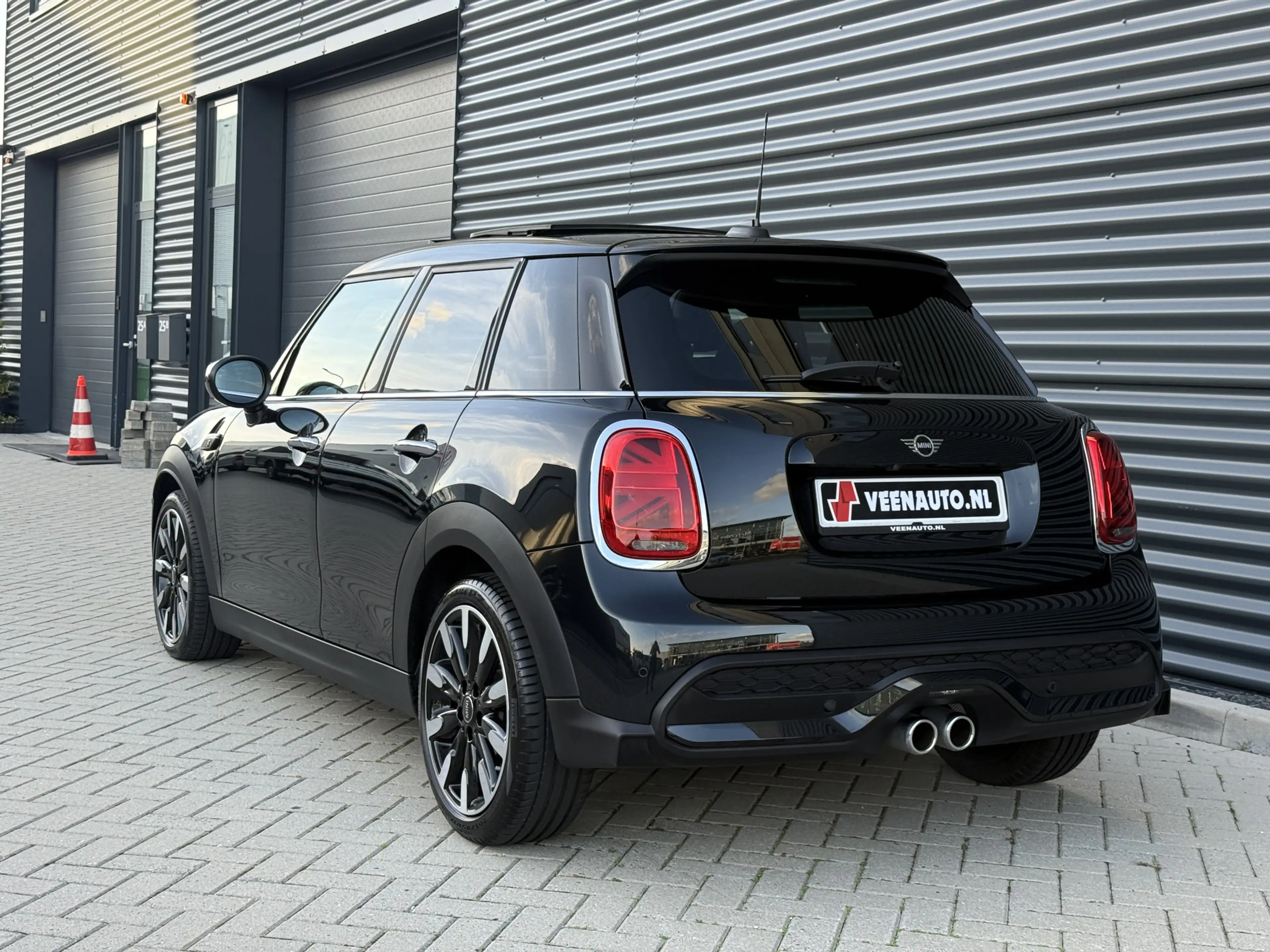 MINI Cooper S 5-Deurs 2.0 Pano/Leder/H&K/Camera — photo 21