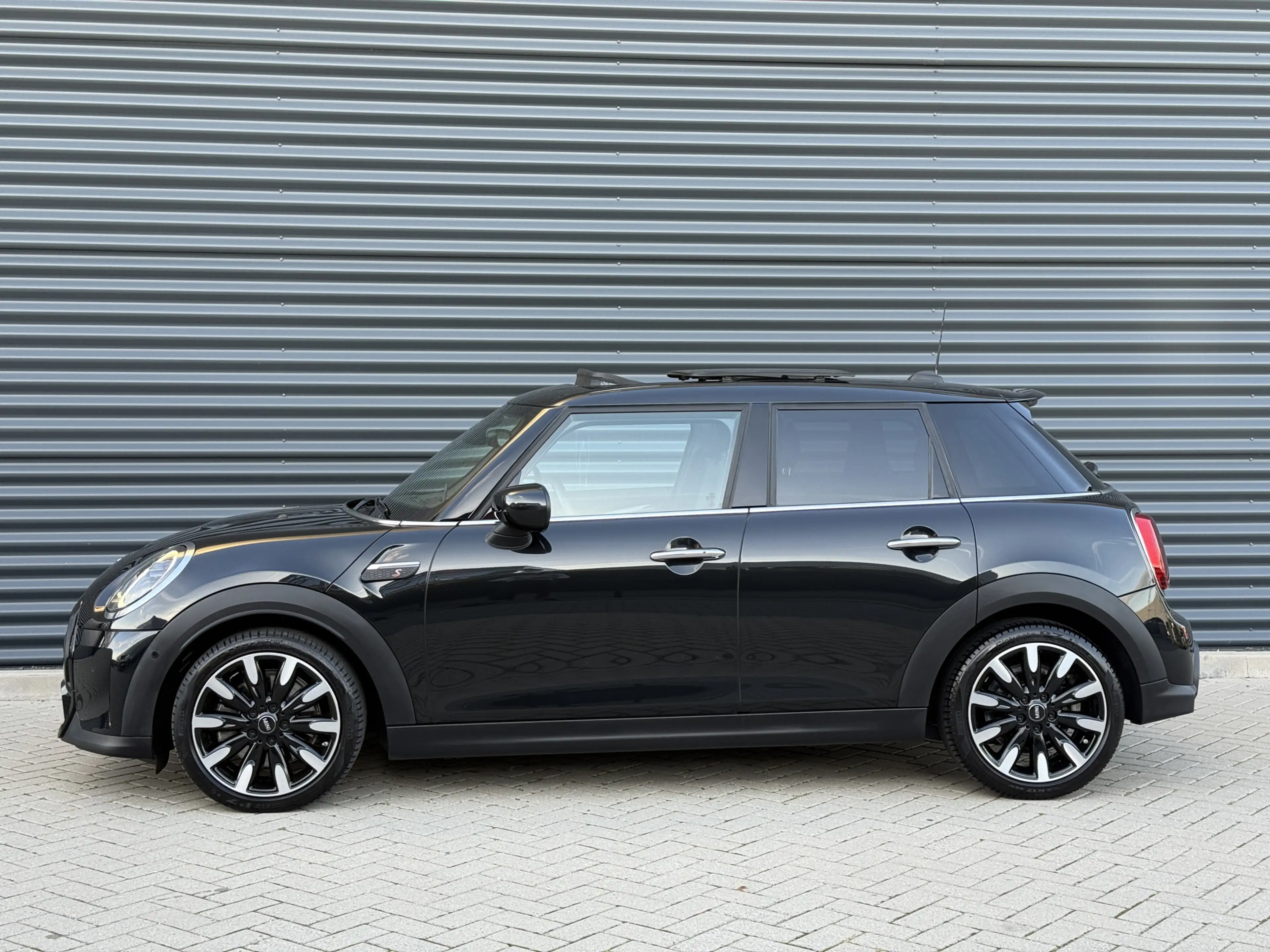 MINI Cooper S 5-Deurs 2.0 Pano/Leder/H&K/Camera — photo 4
