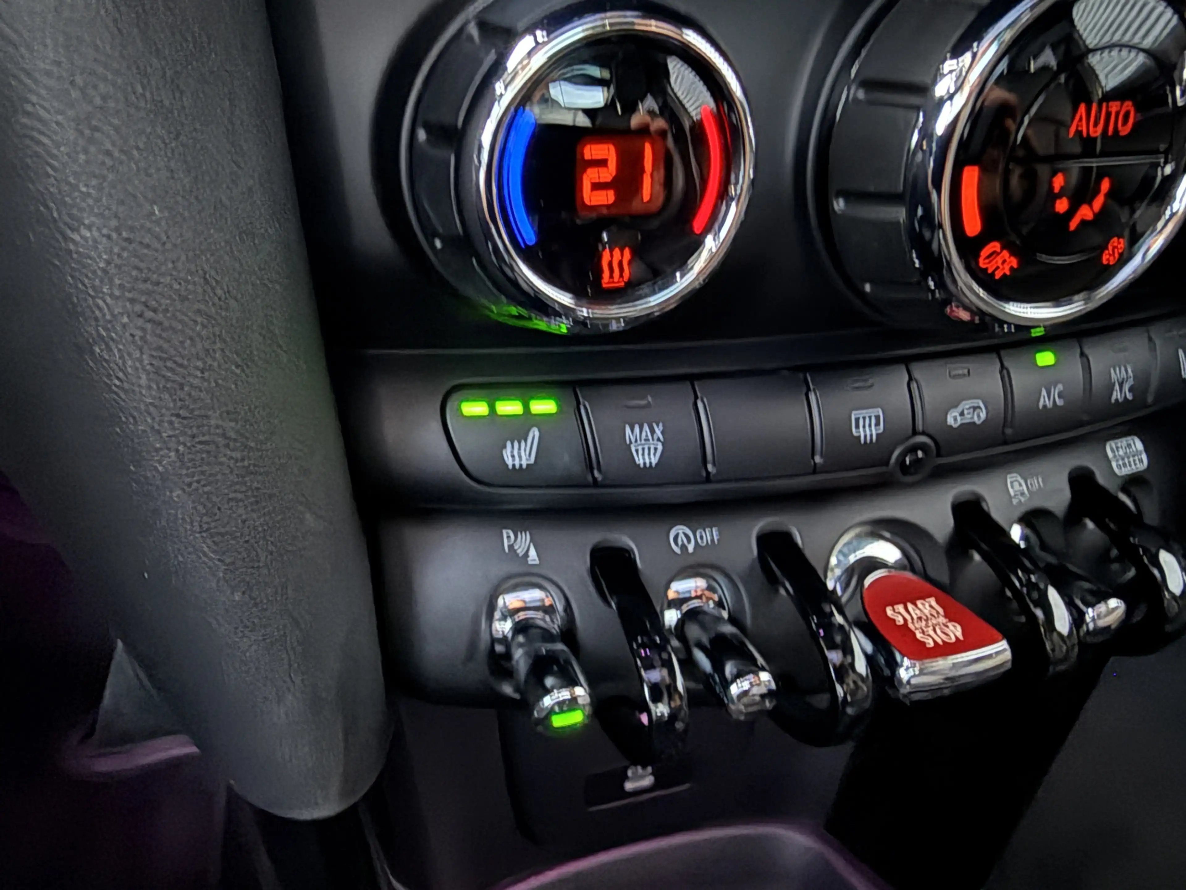 MINI Cooper S 5-Deurs 2.0 Pano/Leder/H&K/Camera — photo 17