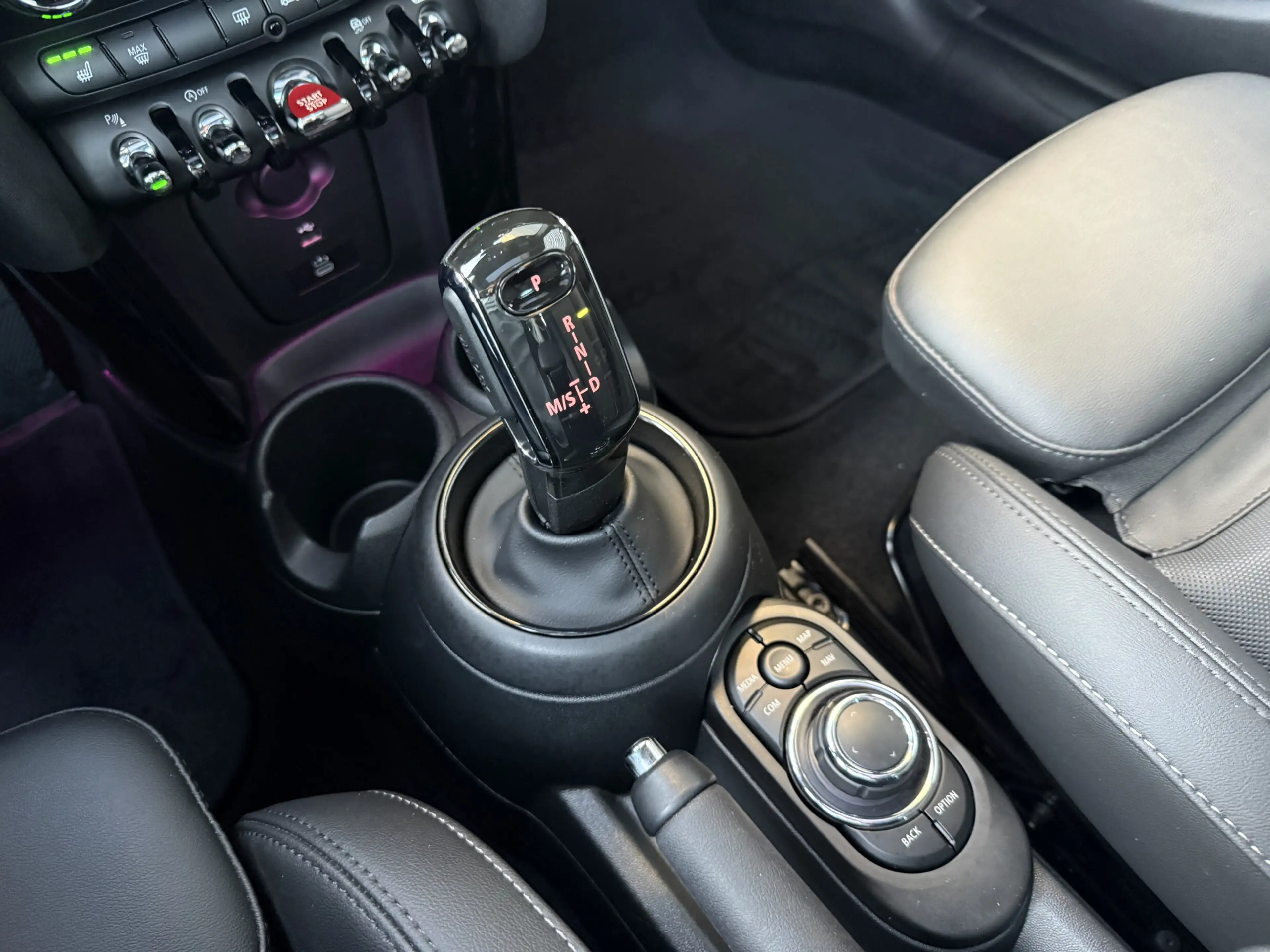 MINI Cooper S 5-Deurs 2.0 Pano/Leder/H&K/Camera — photo 9