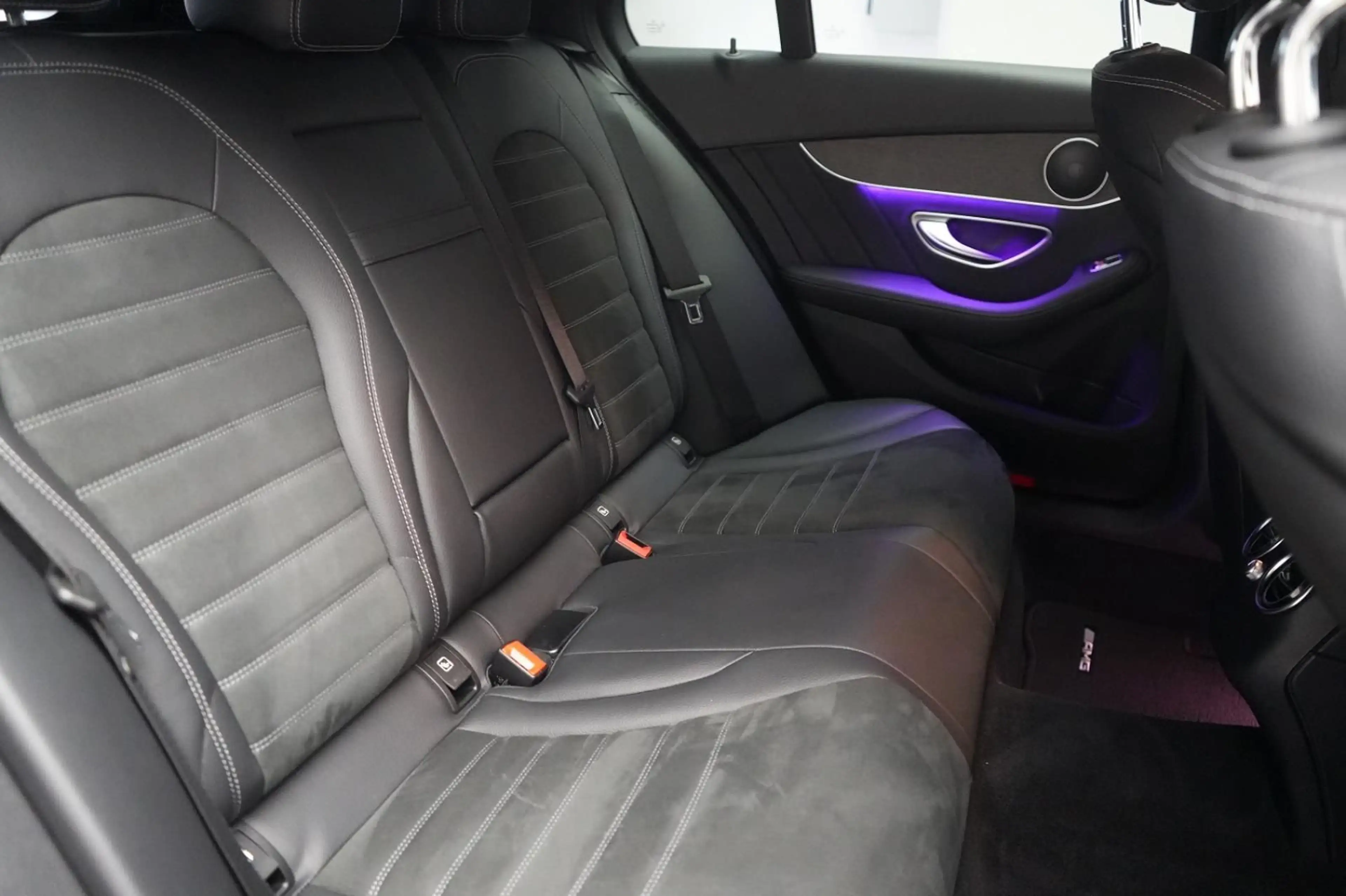 Mercedes-Benz C 220 d T 9G-Tronic AMG CarPlay/Temp/Kamera/Virt — photo 13