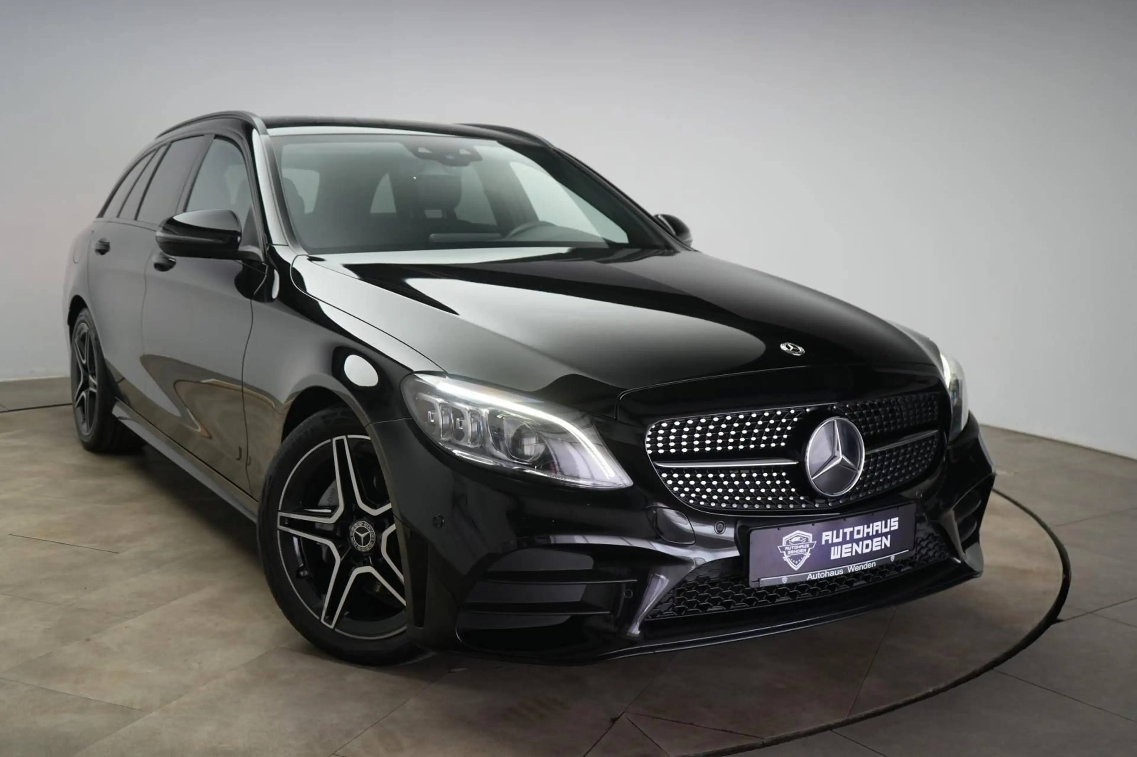 Mercedes-Benz C 220 d T 9G-Tronic AMG CarPlay/Temp/Kamera/Virt — photo 2