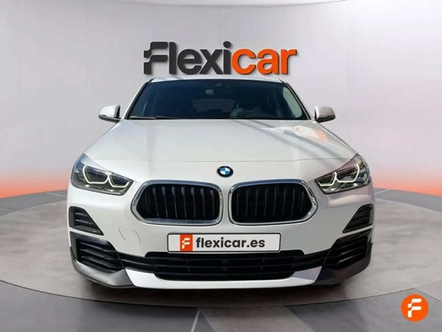 BMW X2 sDrive 18iA Blanco - 2