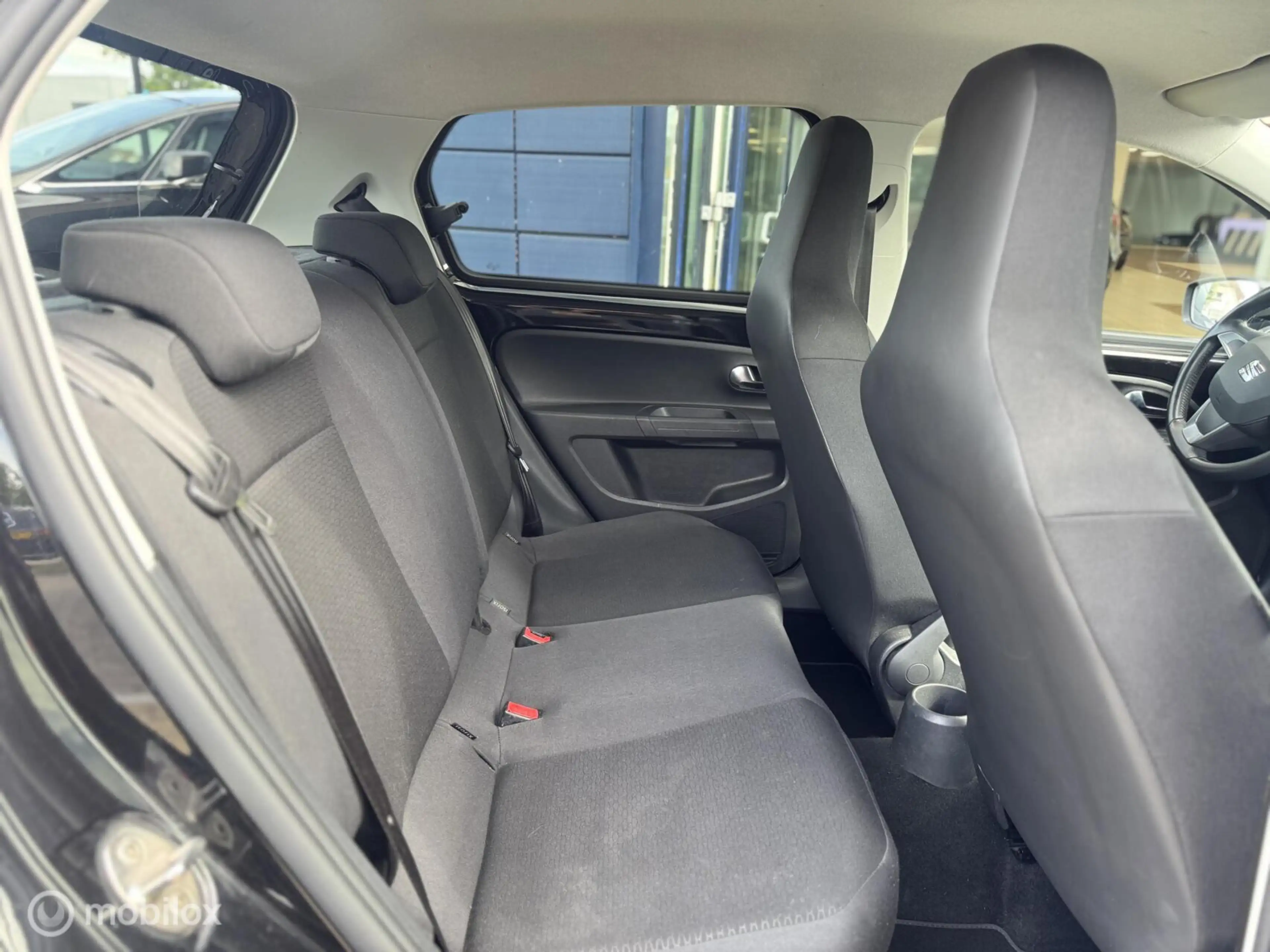 SEAT Mii 1.0 Sport Dynamic | Nav.| NAP| Regensens.| Lage km — photo 11