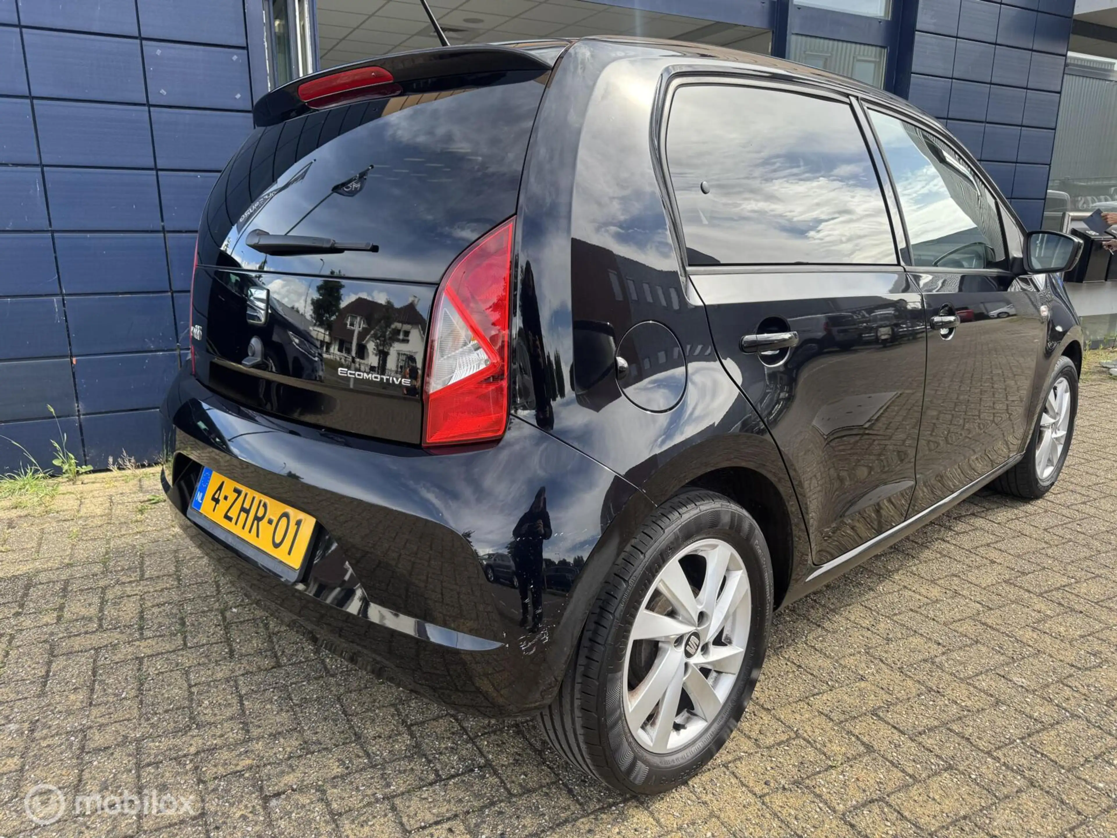 SEAT Mii 1.0 Sport Dynamic | Nav.| NAP| Regensens.| Lage km — photo 7