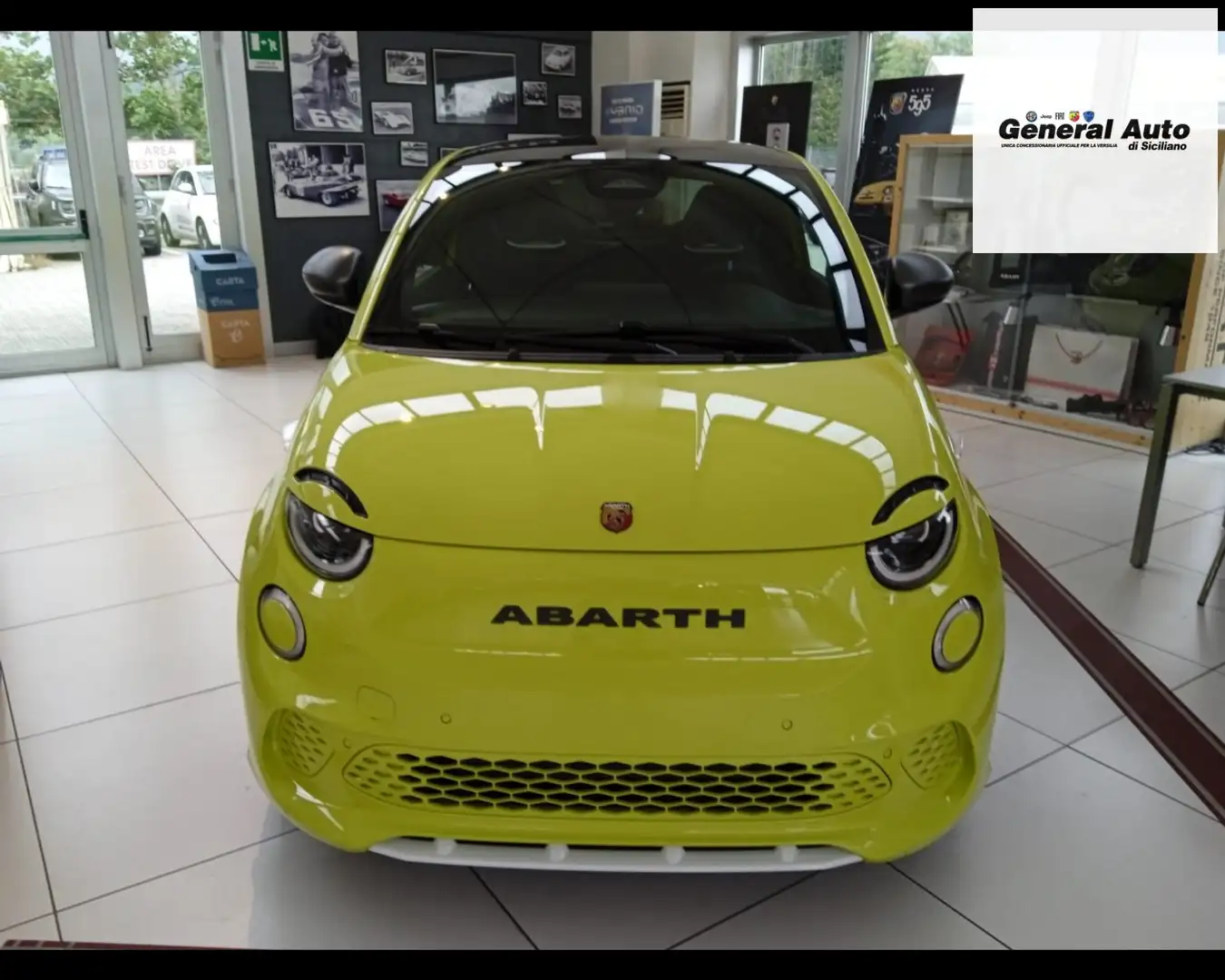 Abarth 500e Turismo Grün - 2